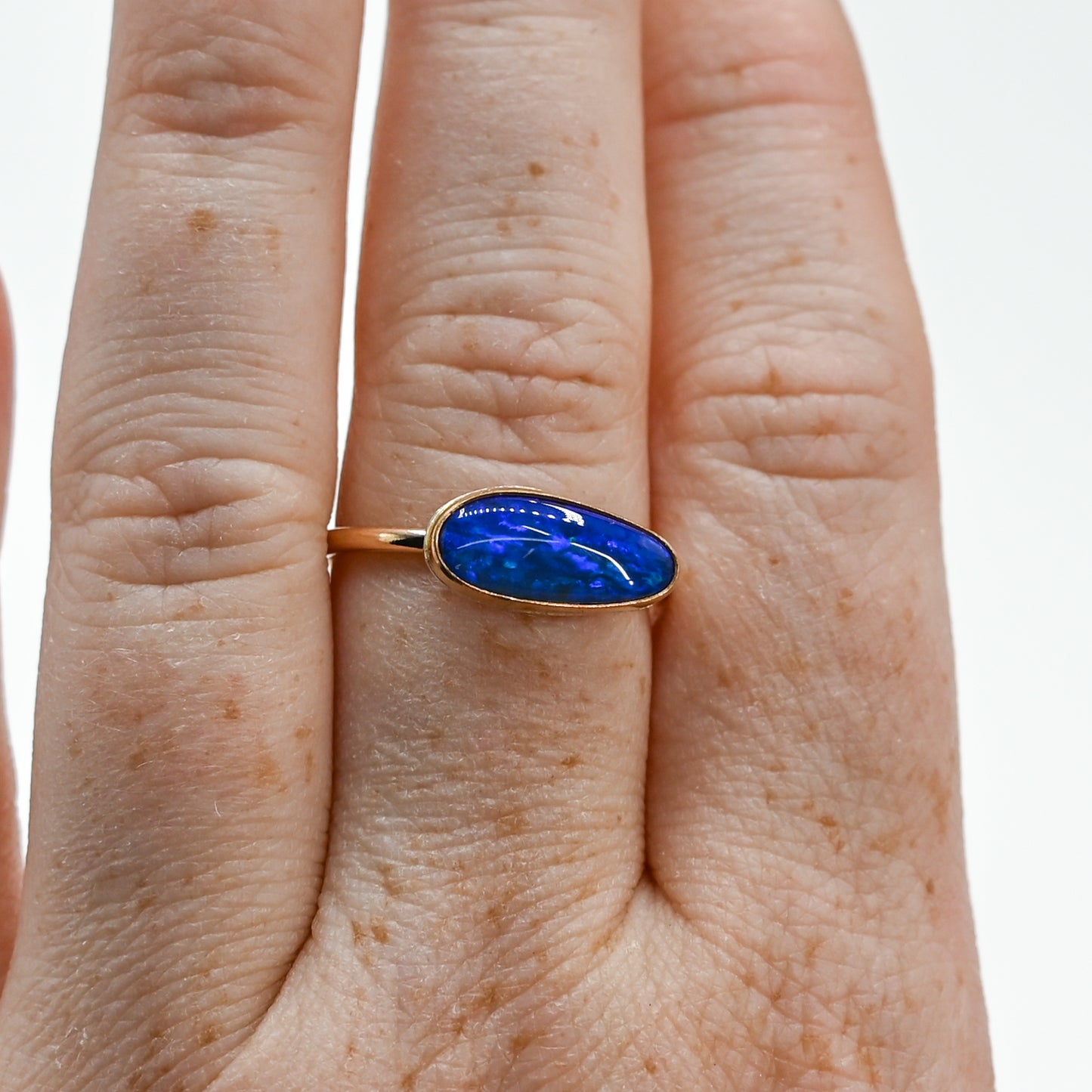 Gold fill flashy Australian opal size 8.5