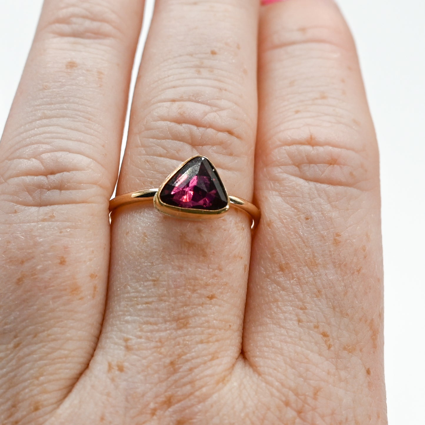 Gold fill rose cut rhodolite garnet size 8.5