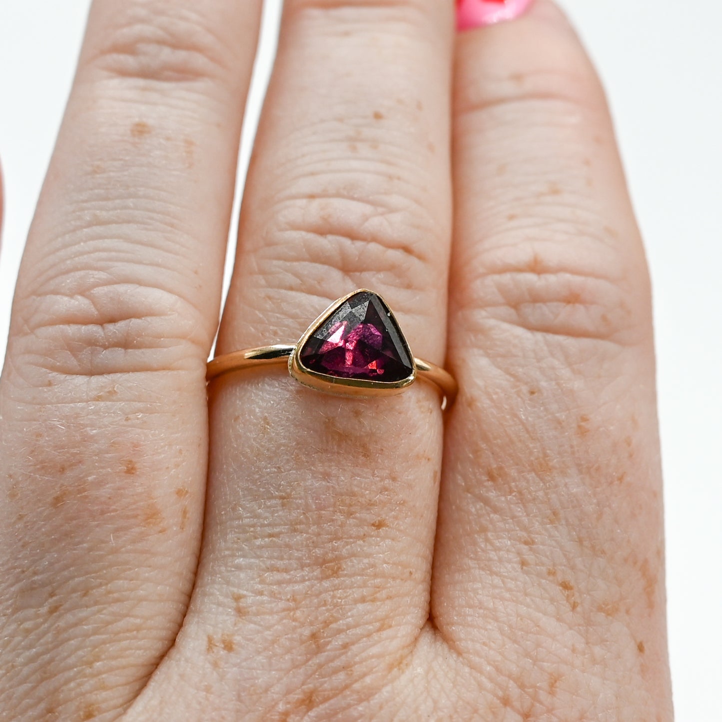 Gold fill rose cut rhodolite garnet size 8.5