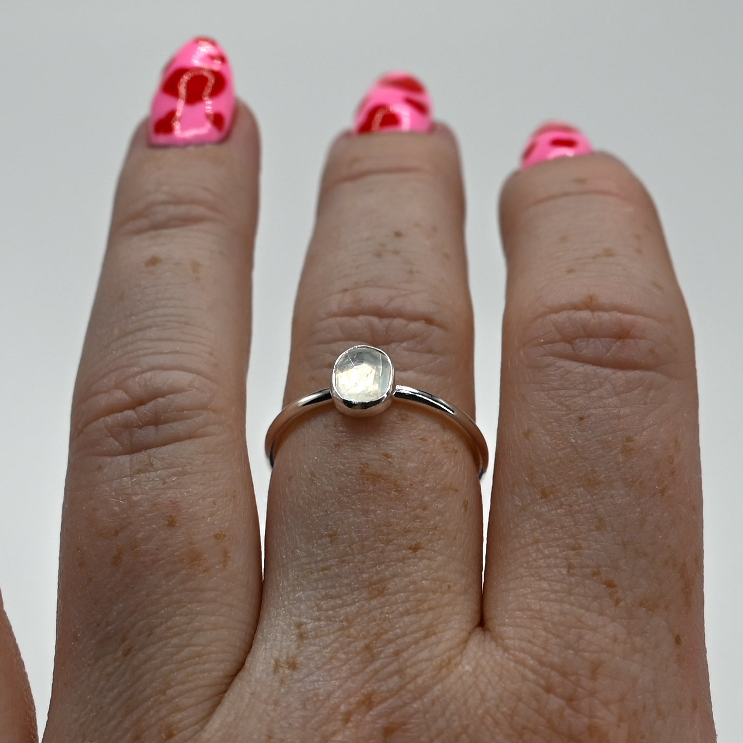 Rose cut moonstone size 8