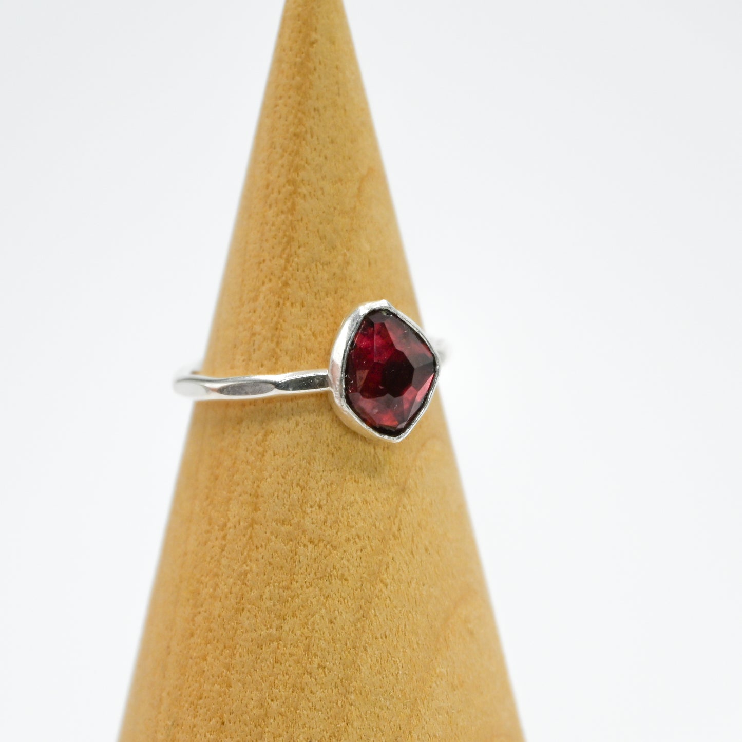 Rose cut garnet size 6.25