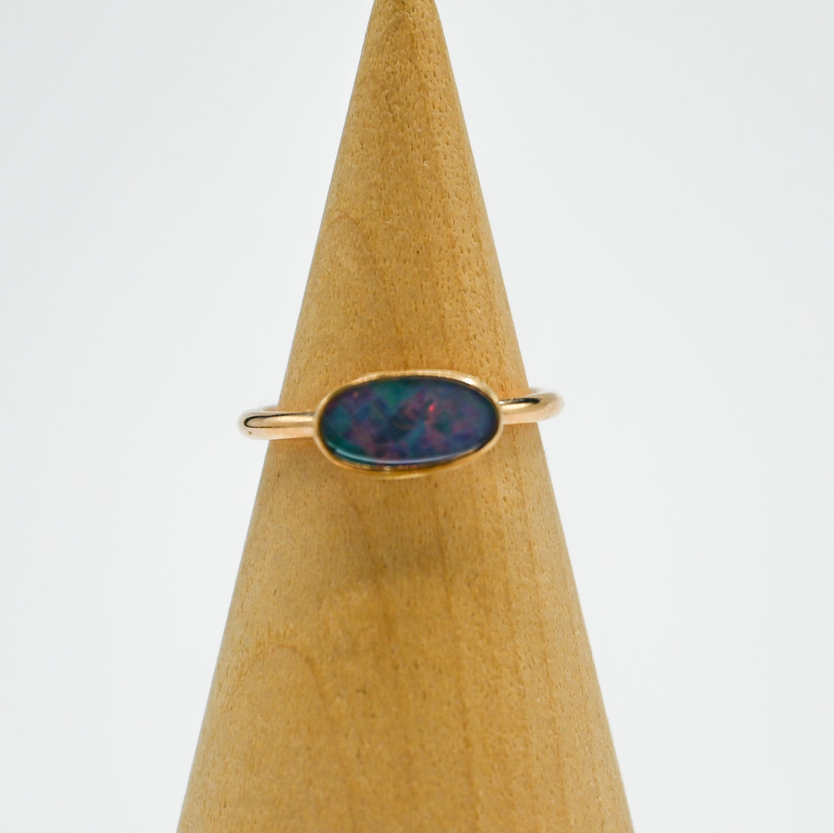Gold fill horizontal Australian opal size 4.5