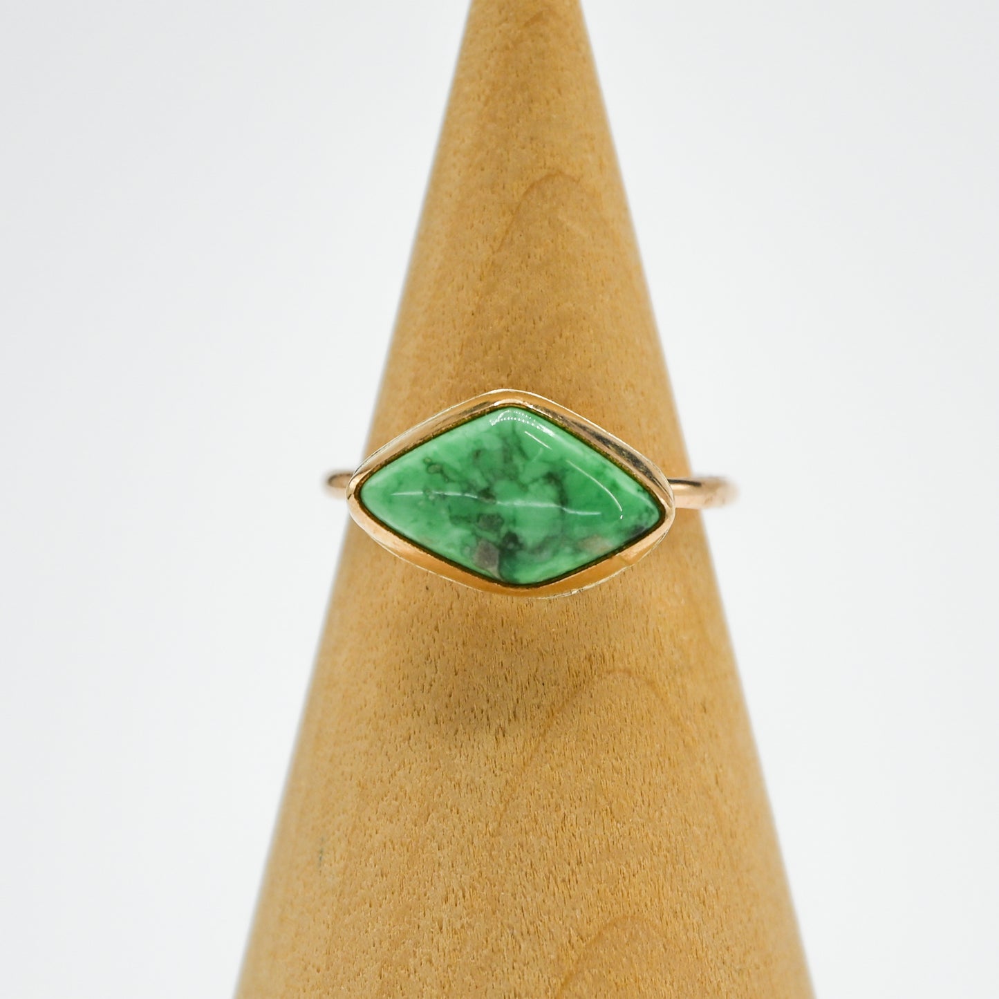 Gold fill horizontal variscite turquoise size 7