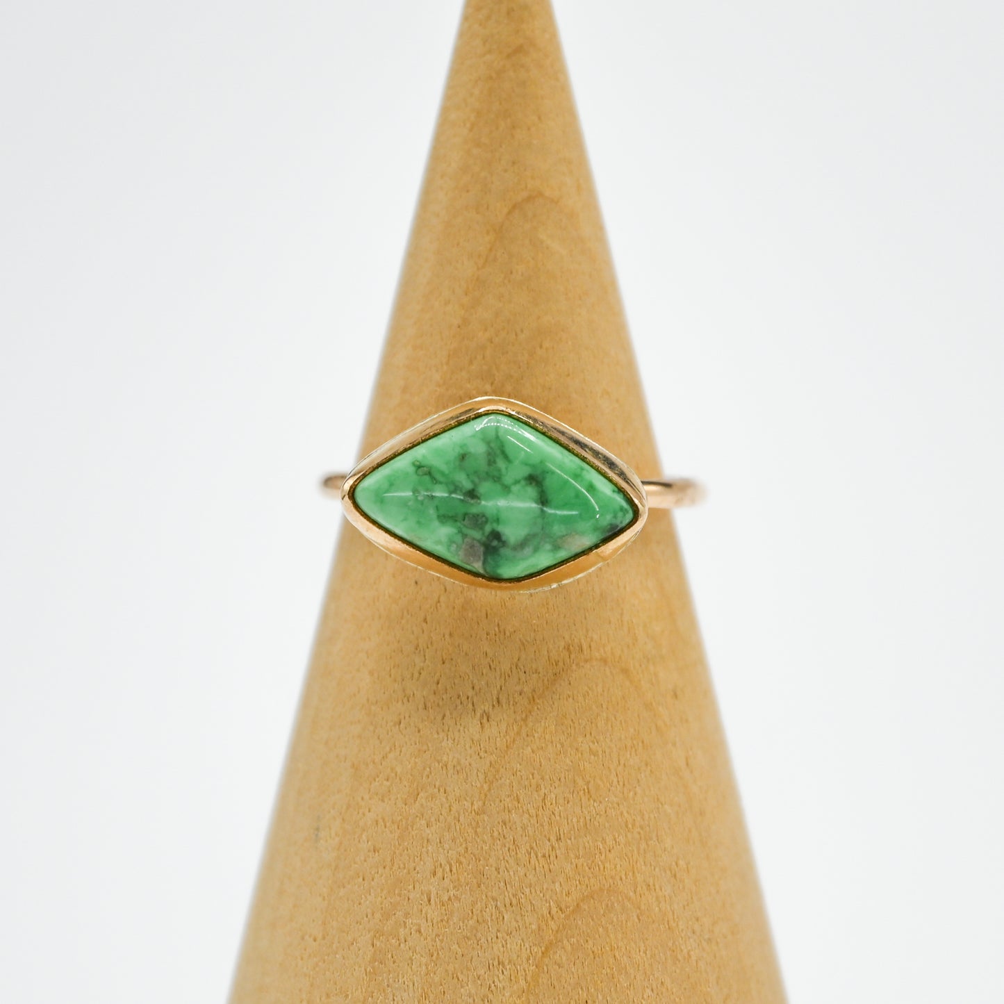 Gold fill horizontal variscite turquoise size 7