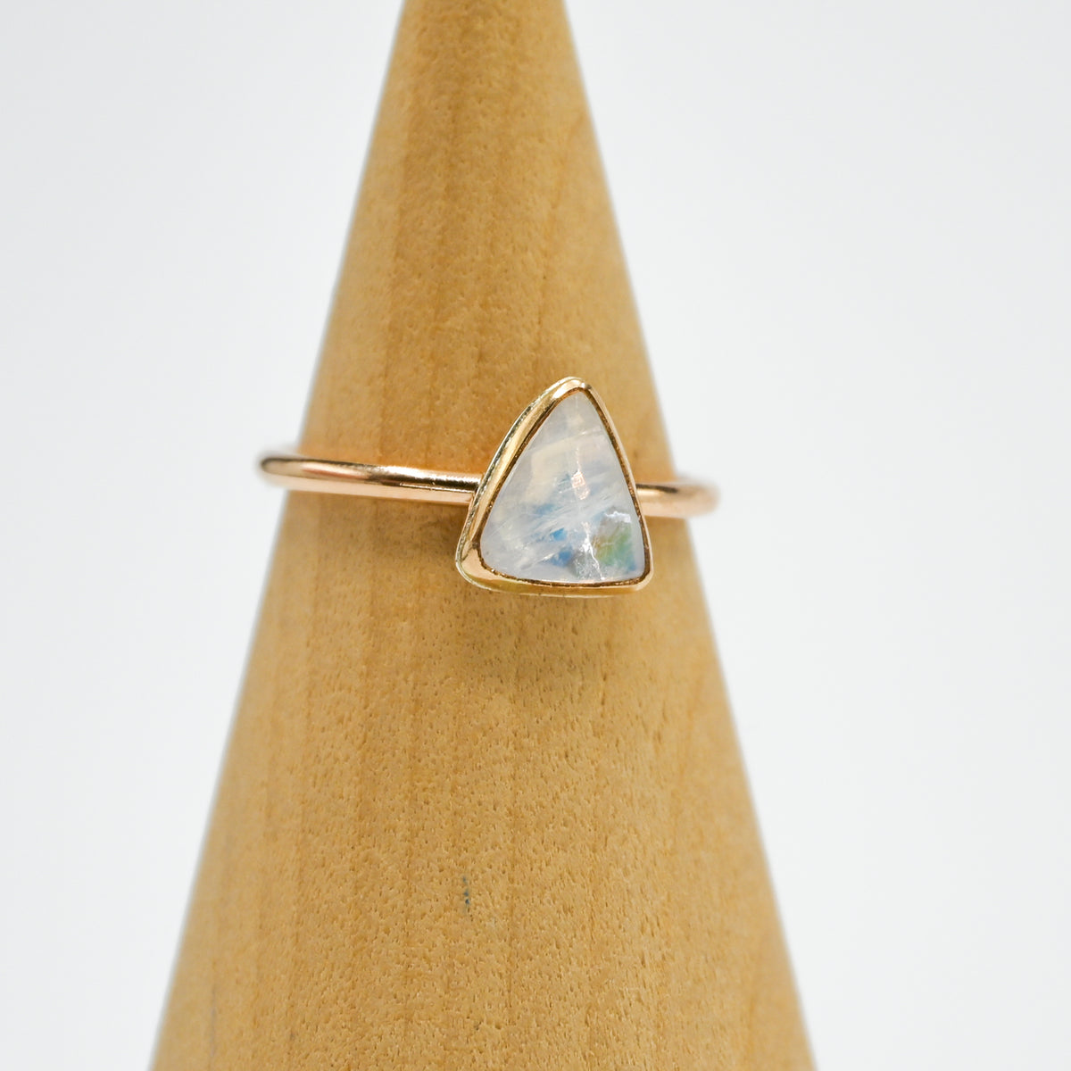 Gold fill rose cut triangle moonstone size 7