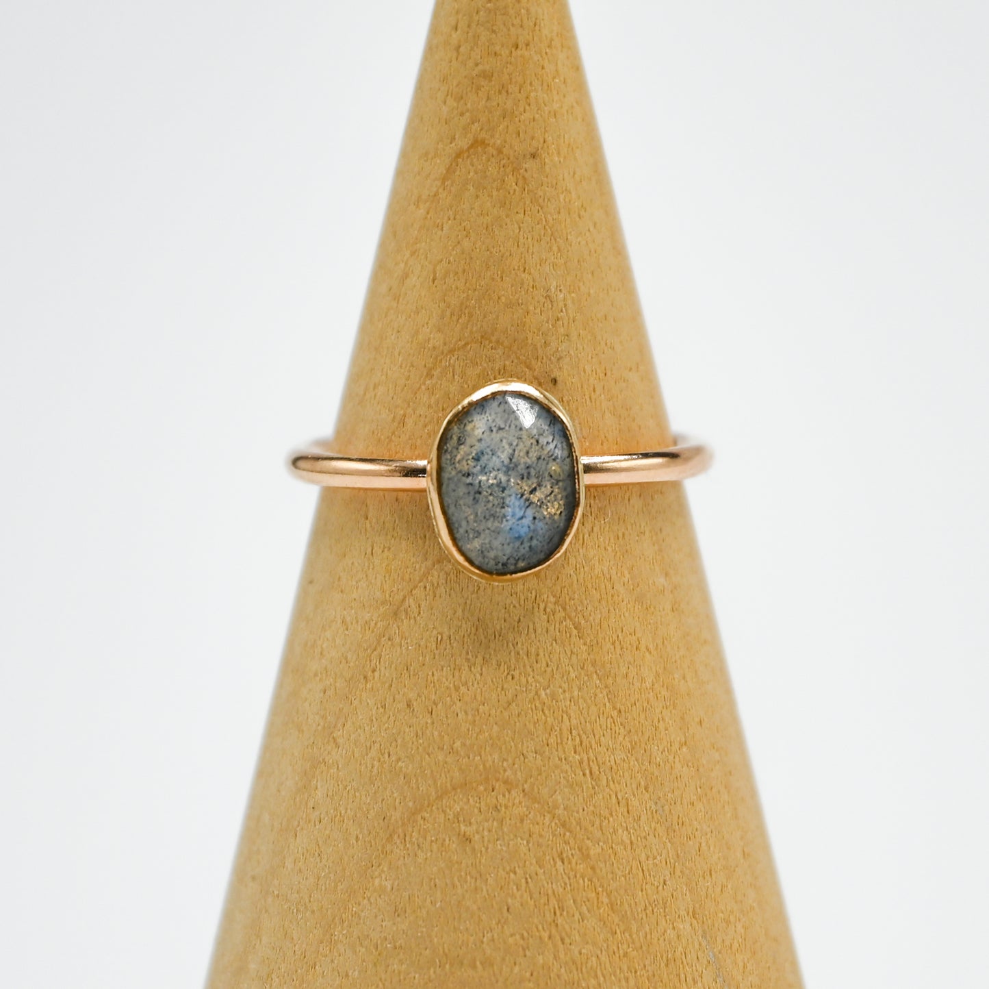 Gold fill rose cut labradorite size 7