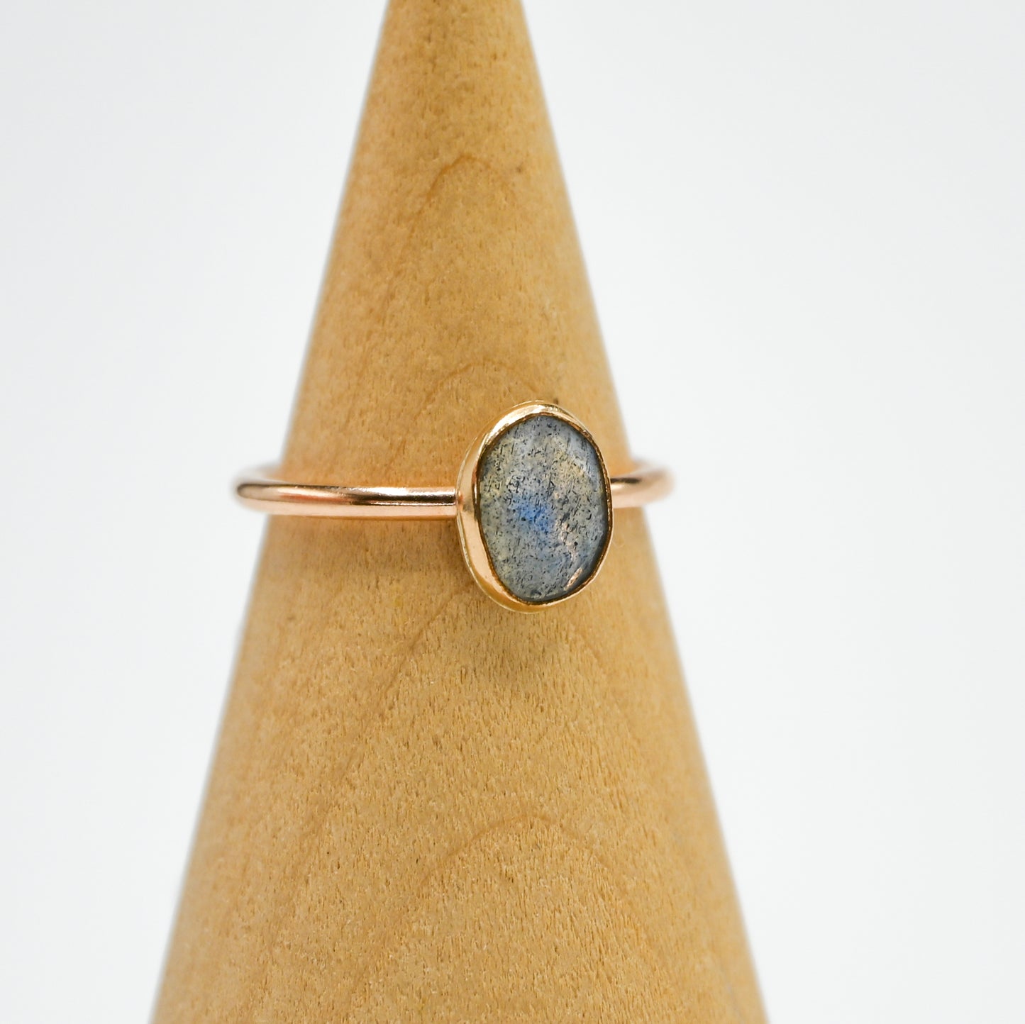 Gold fill rose cut labradorite size 7
