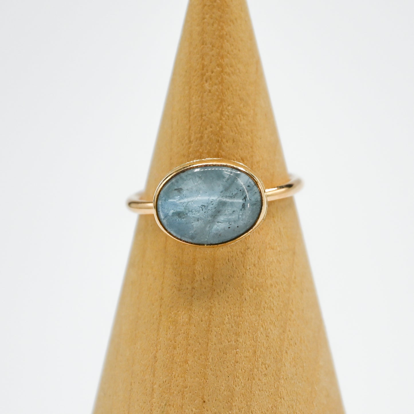 Gold fill horizontal aquamarine size 7