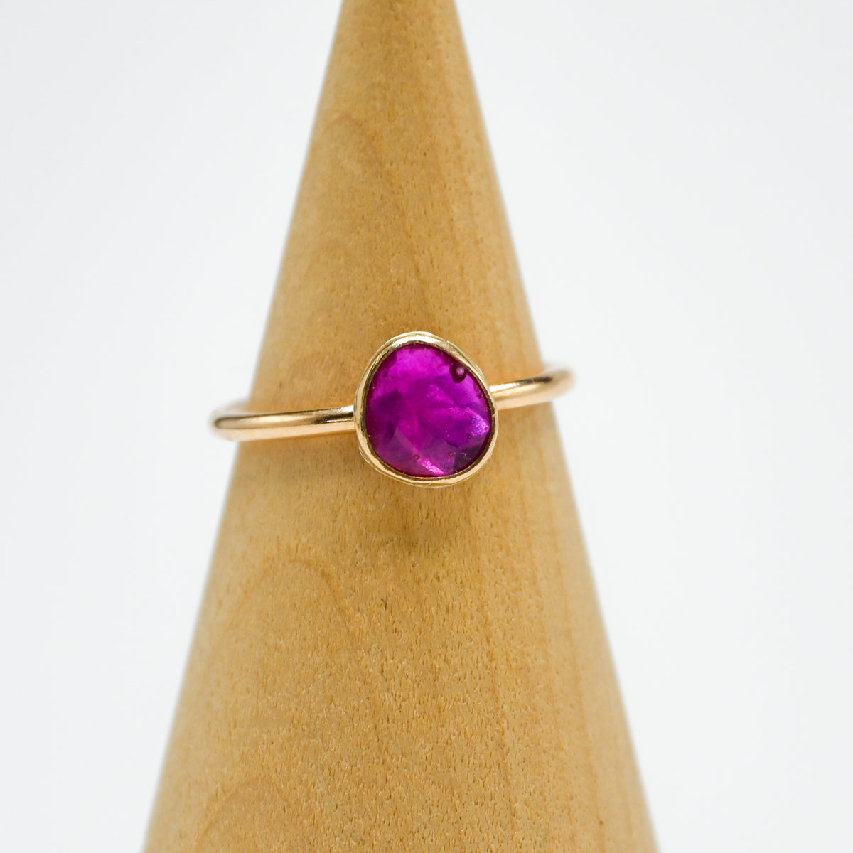 Gold fill rose cut ruby size 7