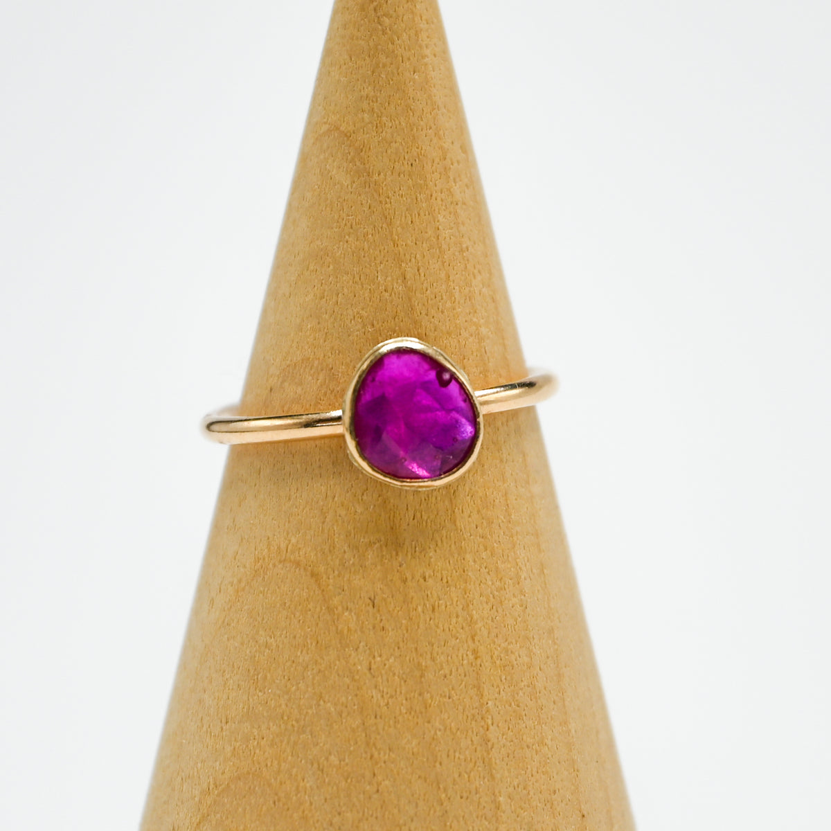 Gold fill rose cut ruby size 7