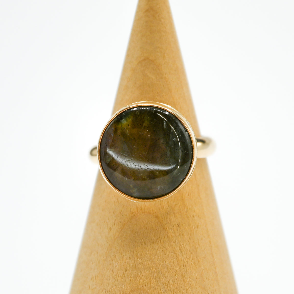 Gold fill round labradorite size 7