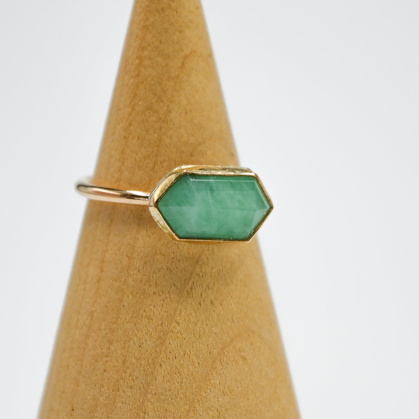 Gold fill horizontal rose cut emerald hexagon size 7