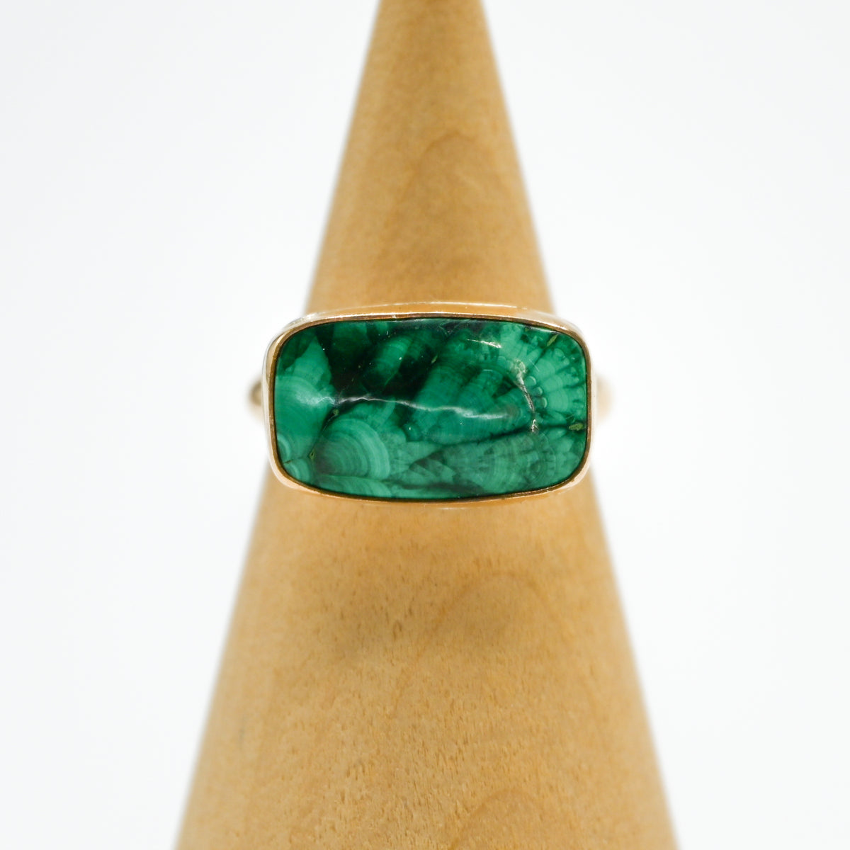 Gold fill xl horizontal malachite size 7