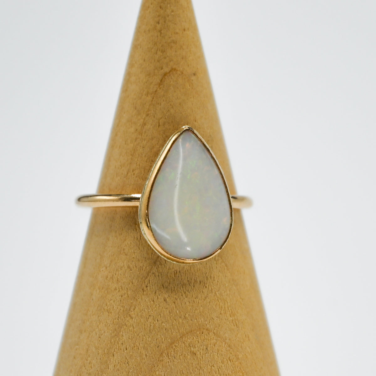 Gold fill solid Australian opal size 7.5