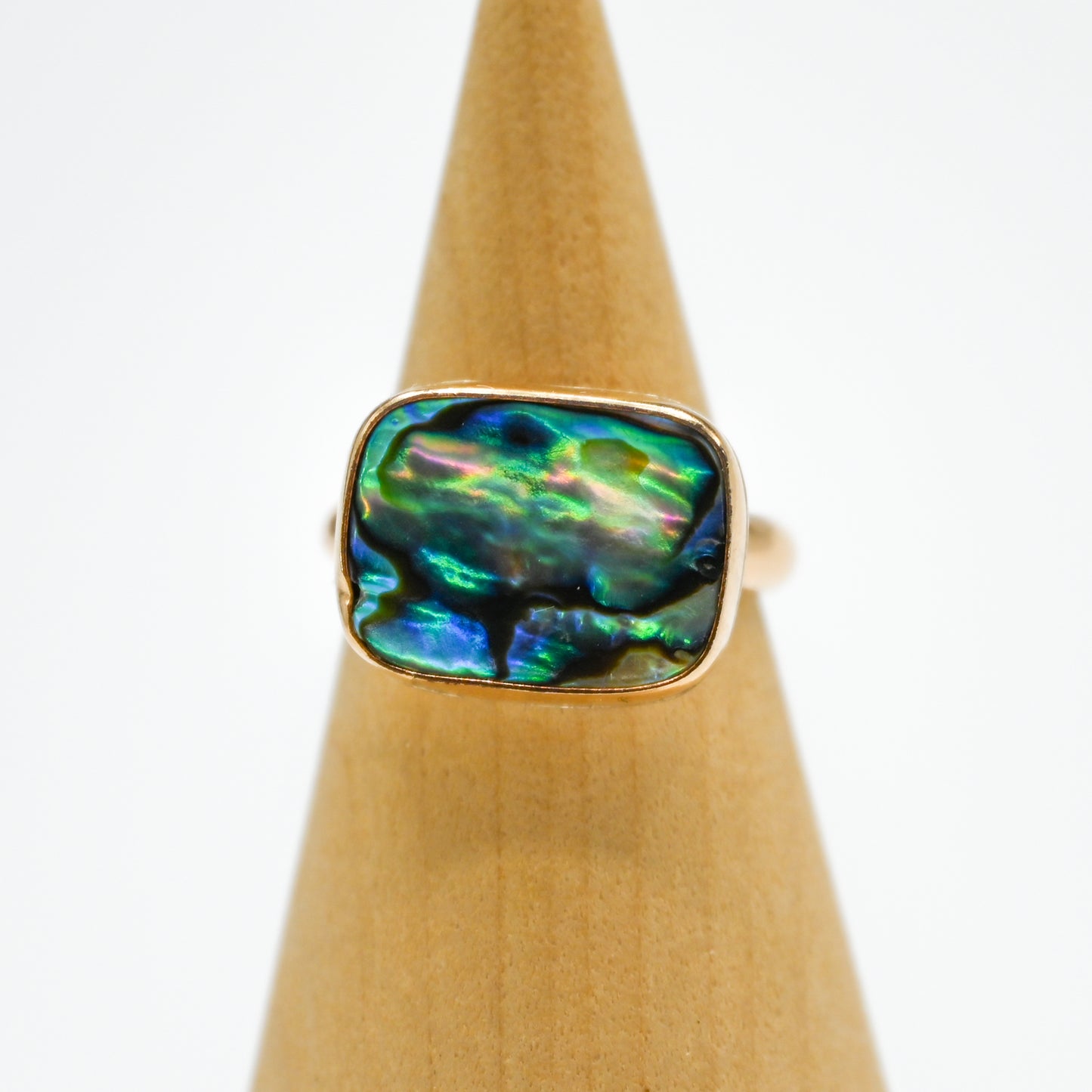 Gold fill xl horizontal abalone size 7.5