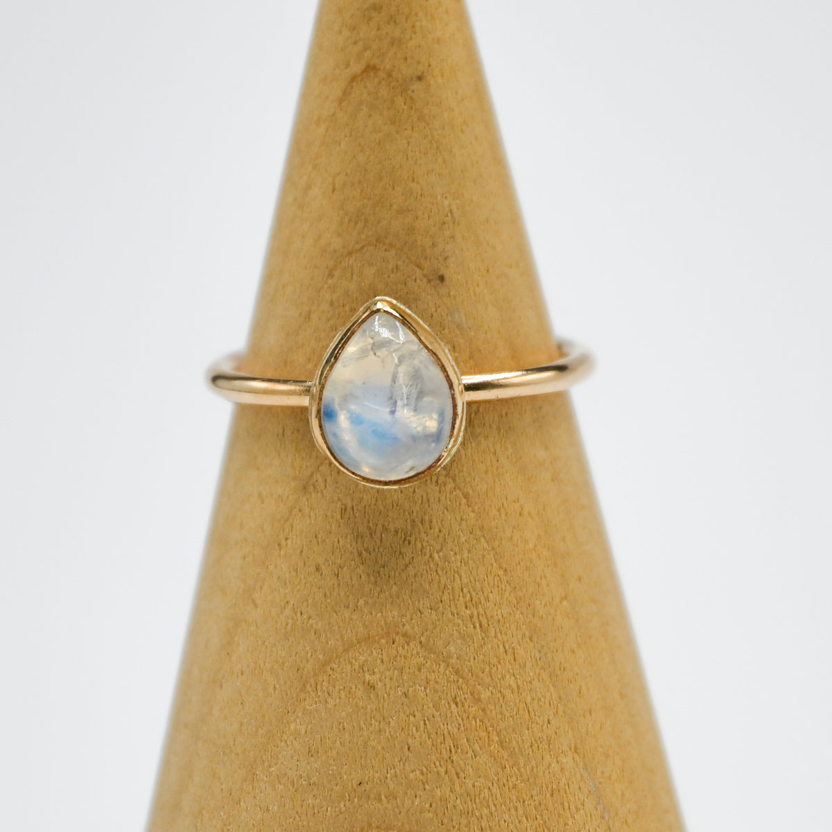 Gold fill pear moonstone size 7.75