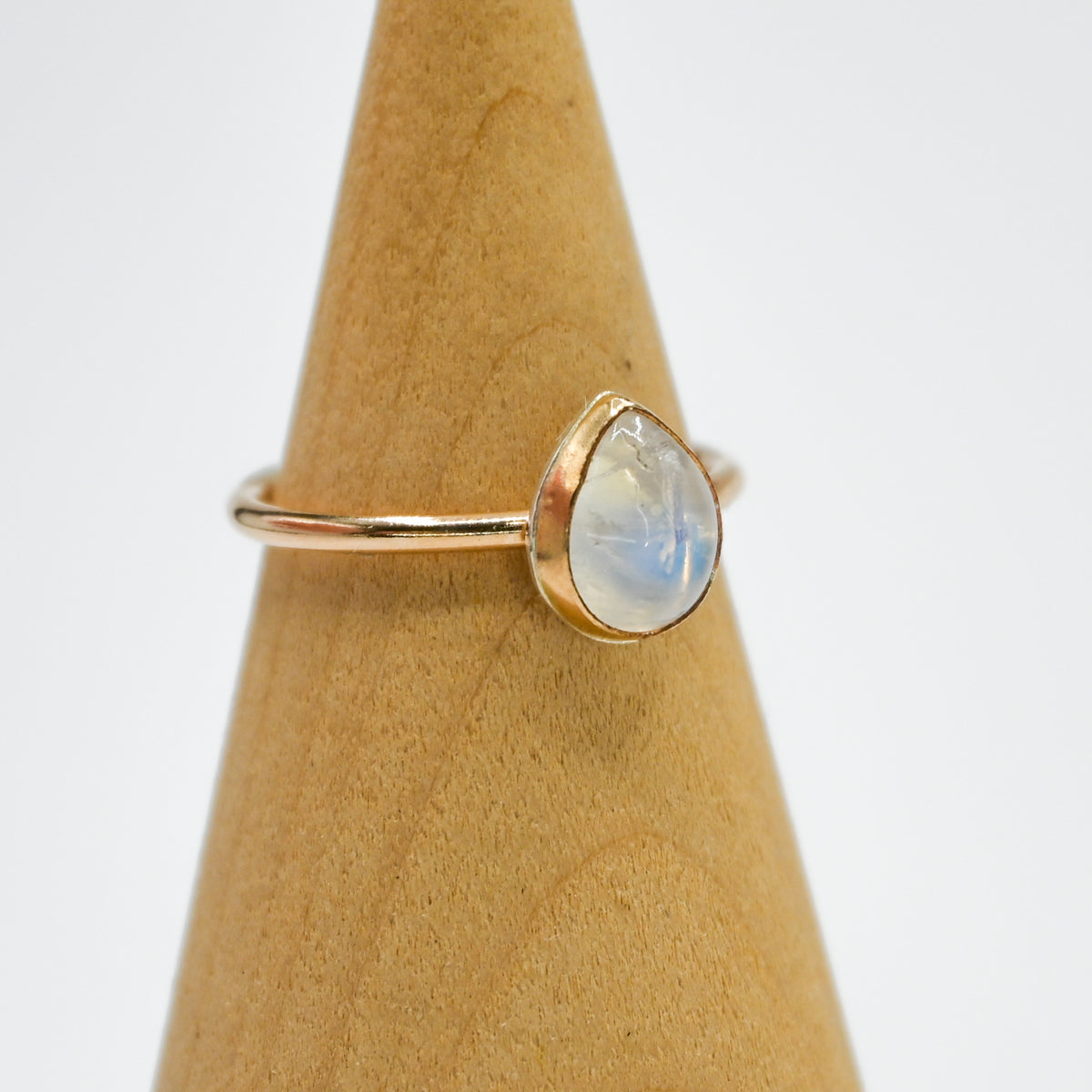 Gold fill pear moonstone size 7.75