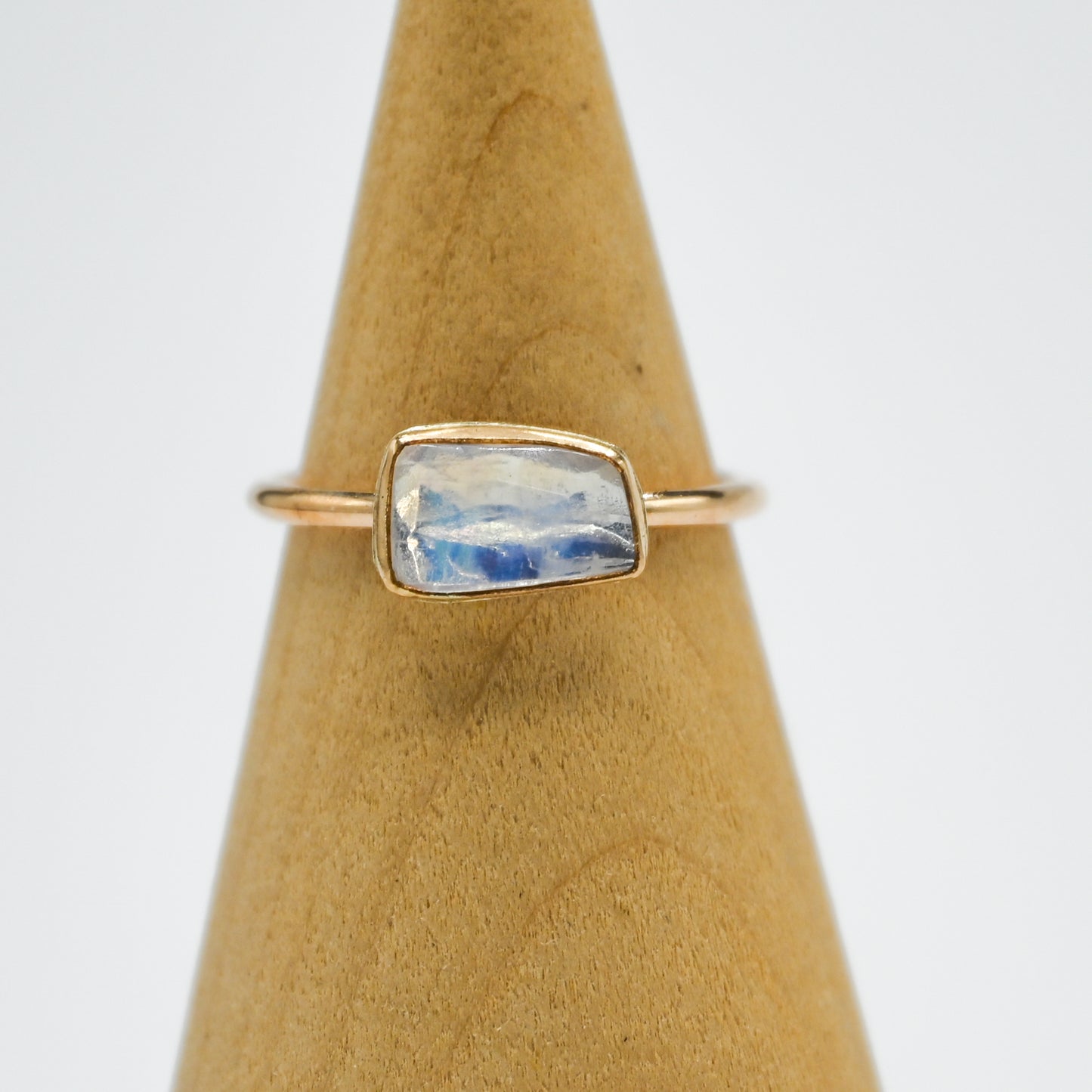 Gold fill horizontal rose cut moonstone size 7.75
