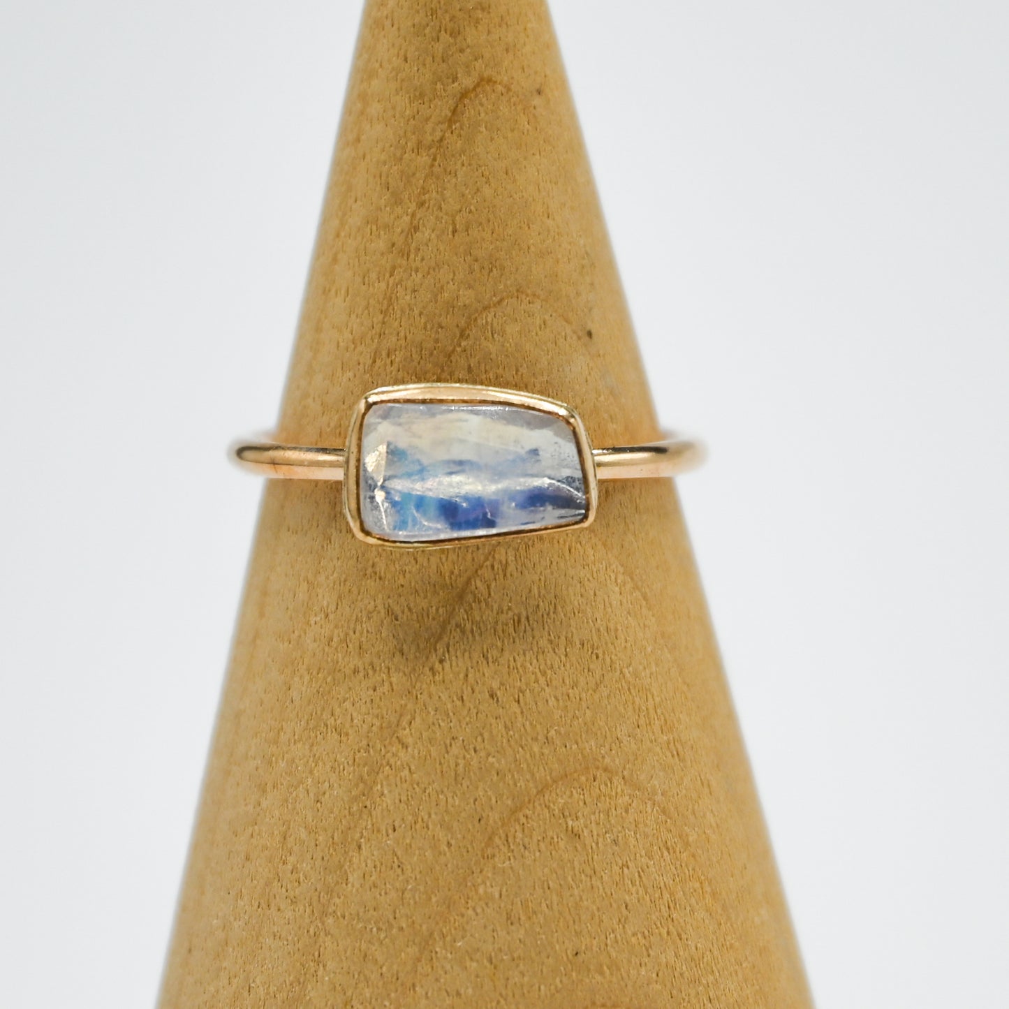 Gold fill horizontal rose cut moonstone size 7.75