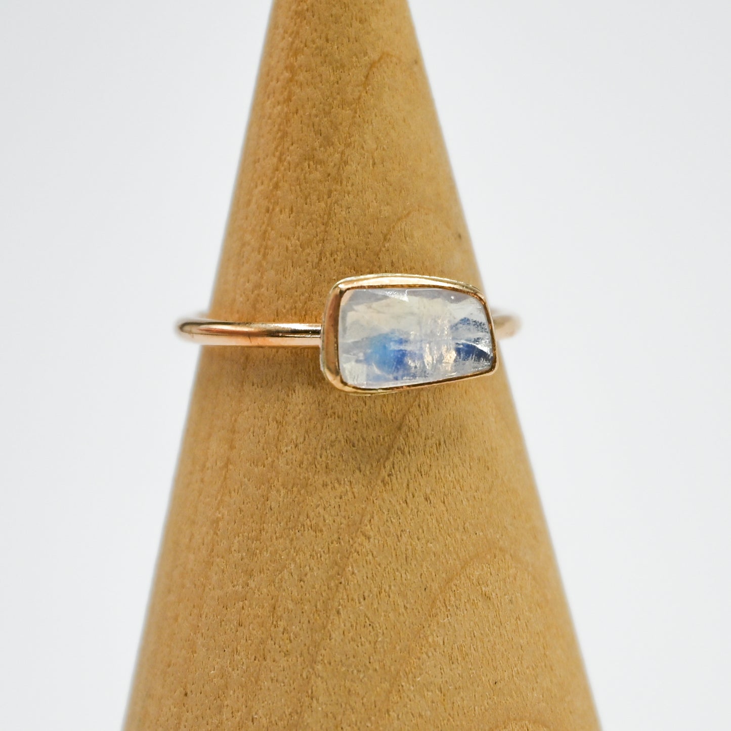 Gold fill horizontal rose cut moonstone size 7.75