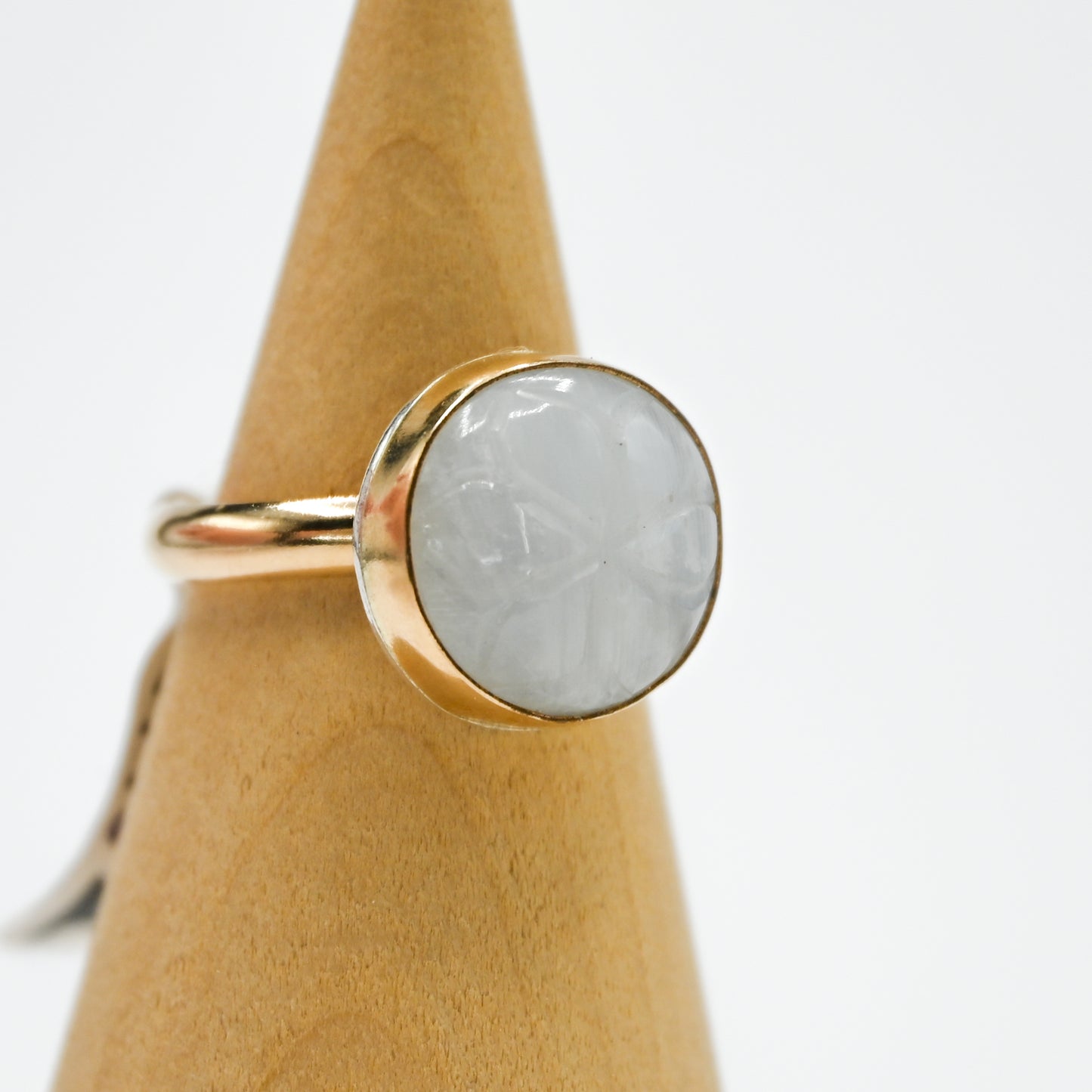 Gold fill round carved moonstone size 8