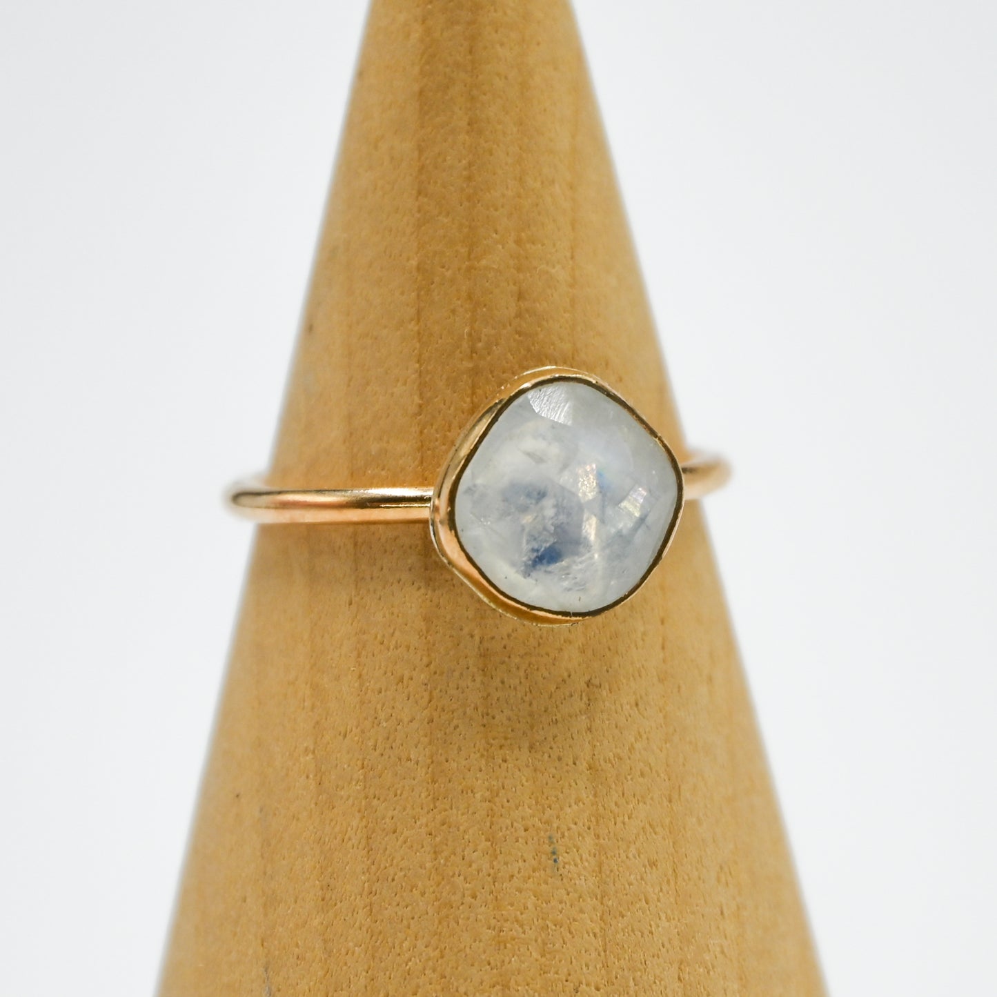 Gold fill rose cut moonstone size 8.5