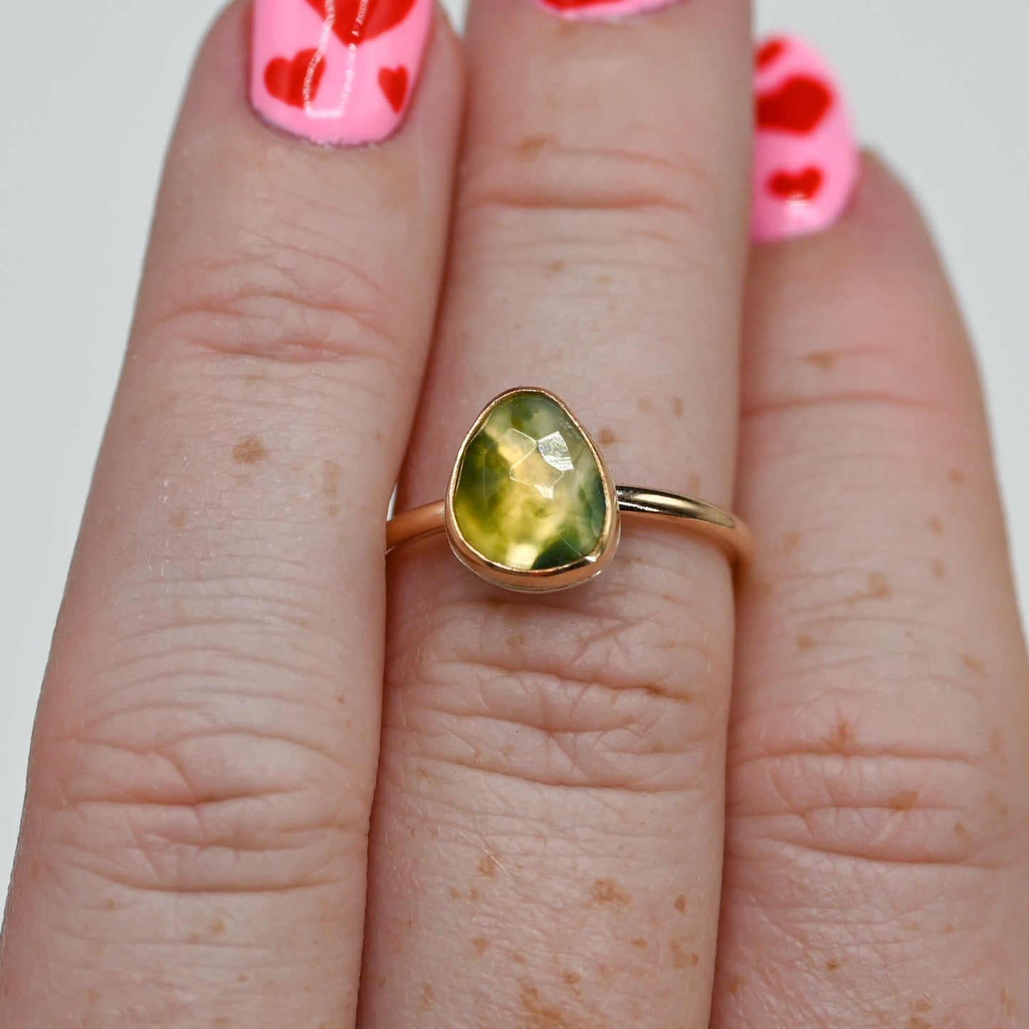 Gold fill rose cut moss agate size 6.75