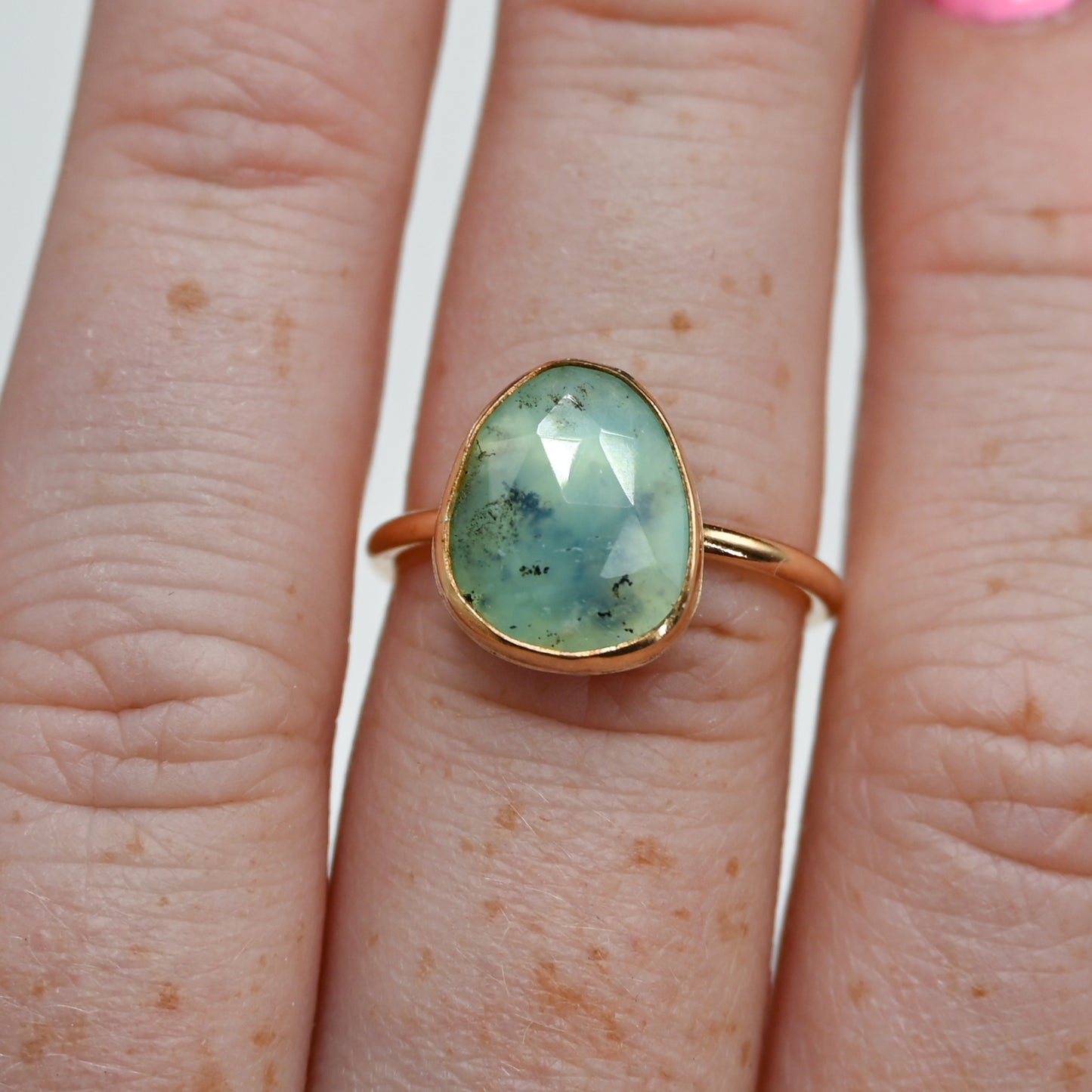 Gold fill rose cut peruvian opal size 7