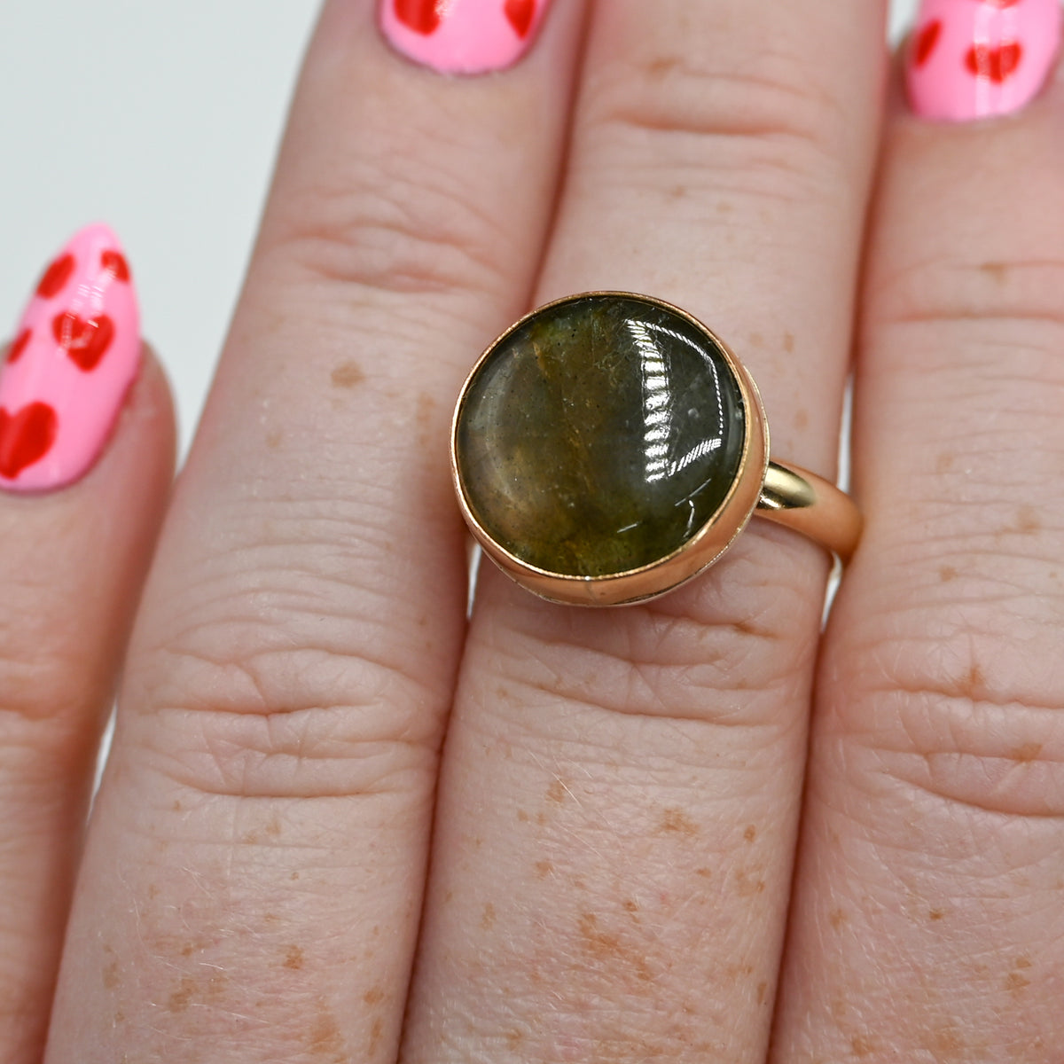 Gold fill round labradorite size 7