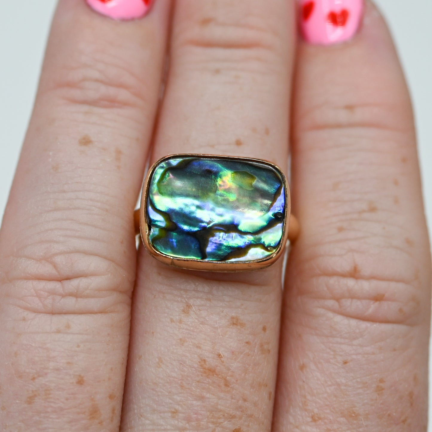 Gold fill xl horizontal abalone size 7.5