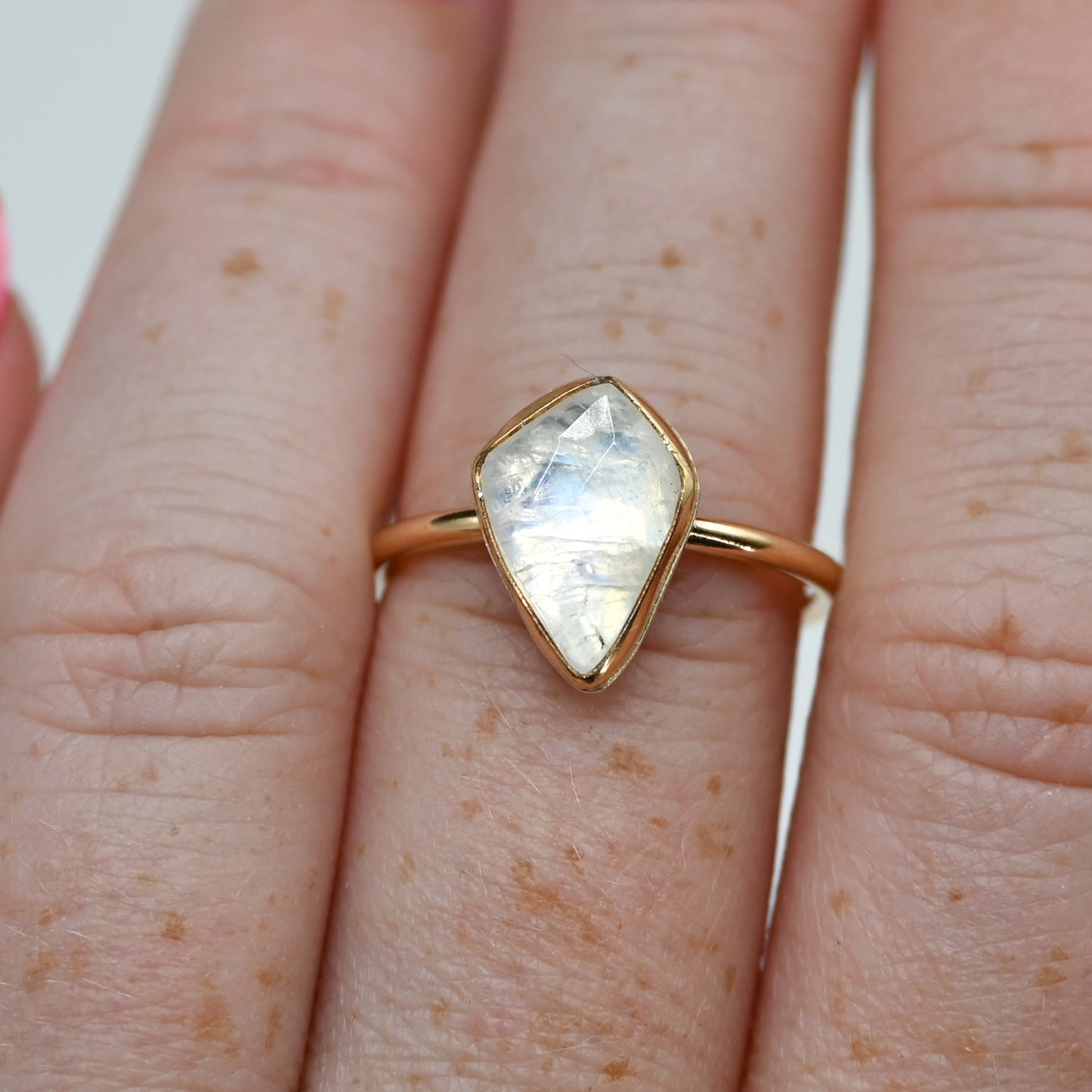 Gold fill rose cut moonstone size 7.5