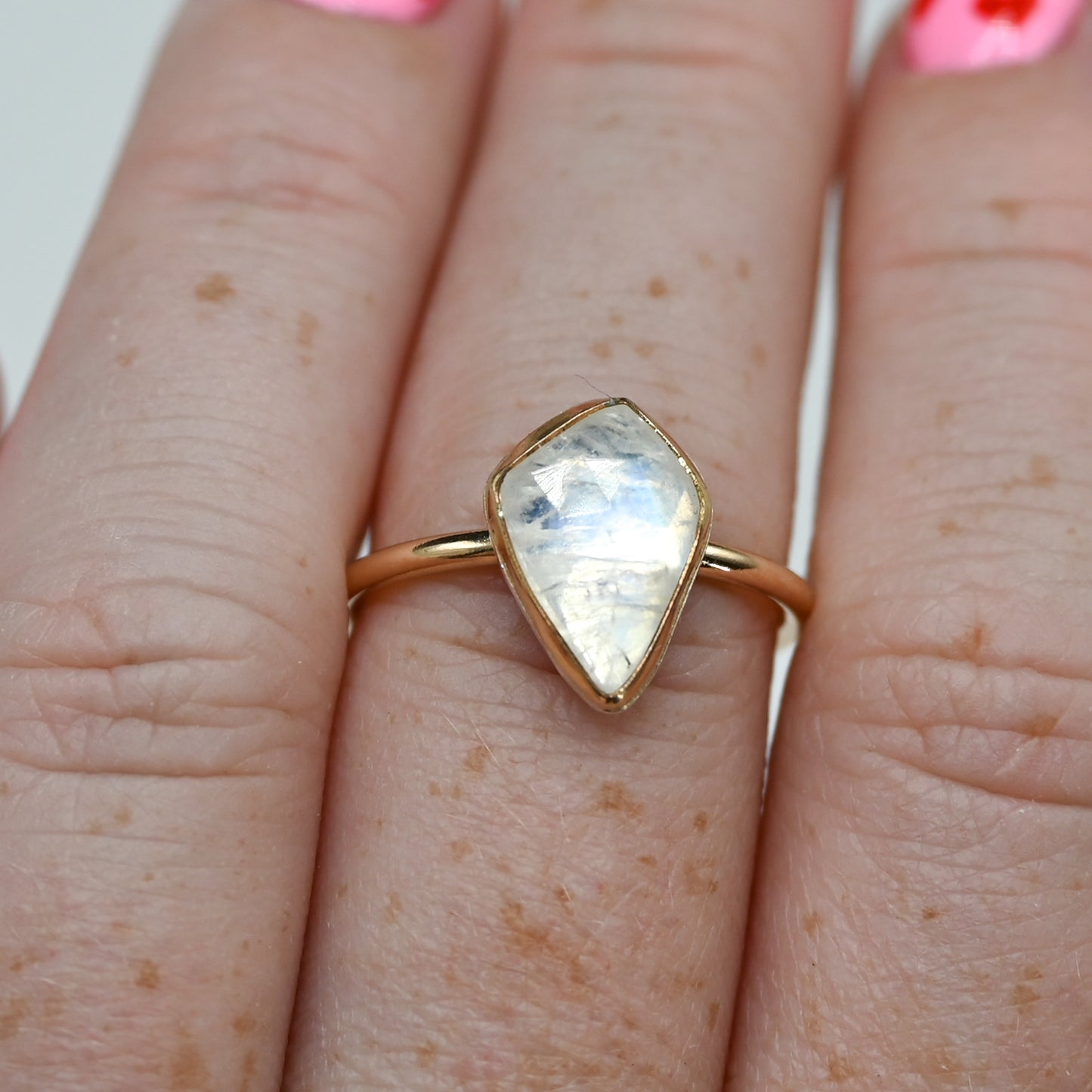 Gold fill rose cut moonstone size 7.5