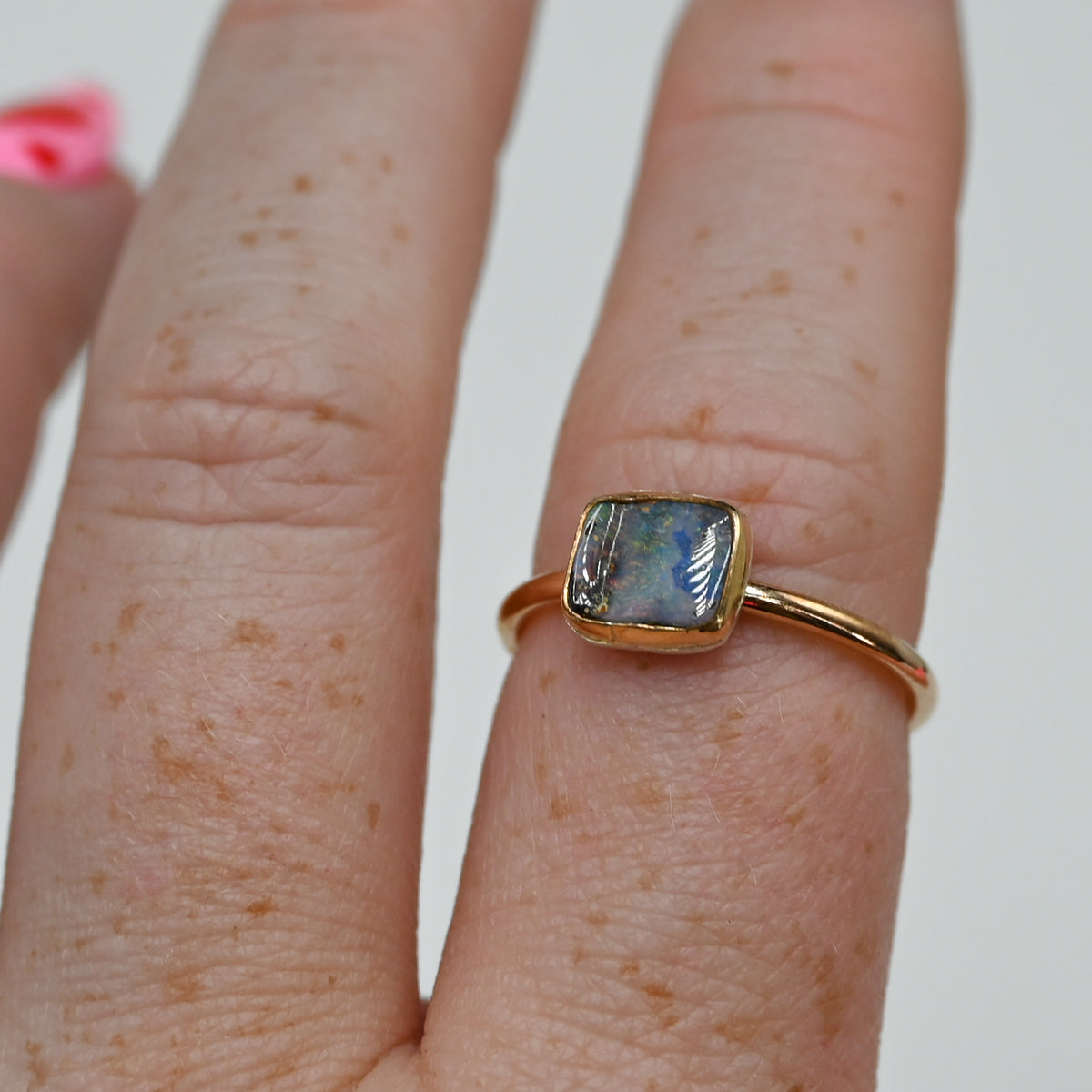 Gold fill horizontal Australian Boulder opal size 8