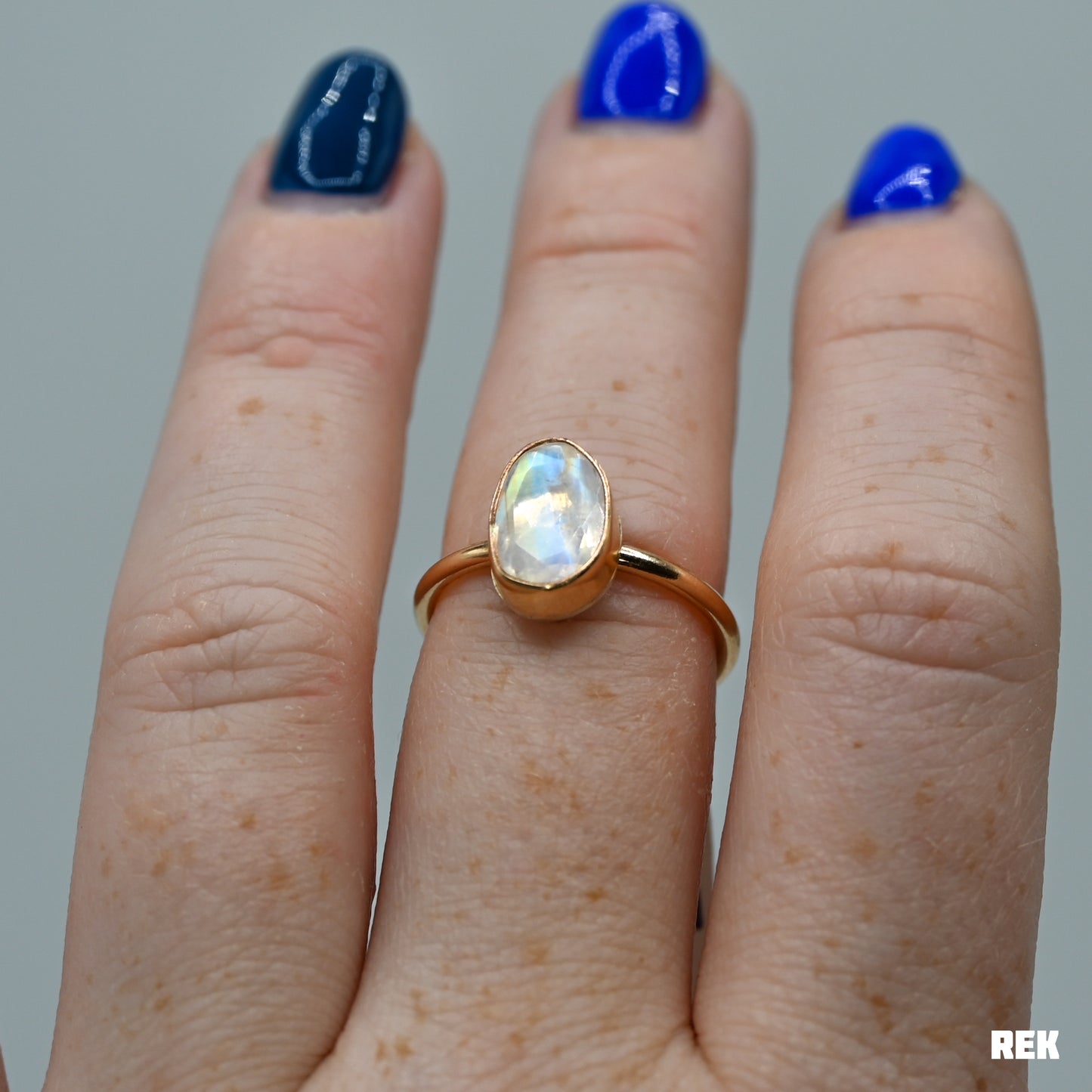 Gold fill faceted rainbow moonstone size 7