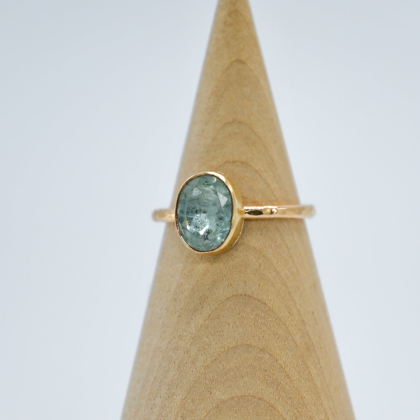 Gold fill faceted oval aquamarine size 7