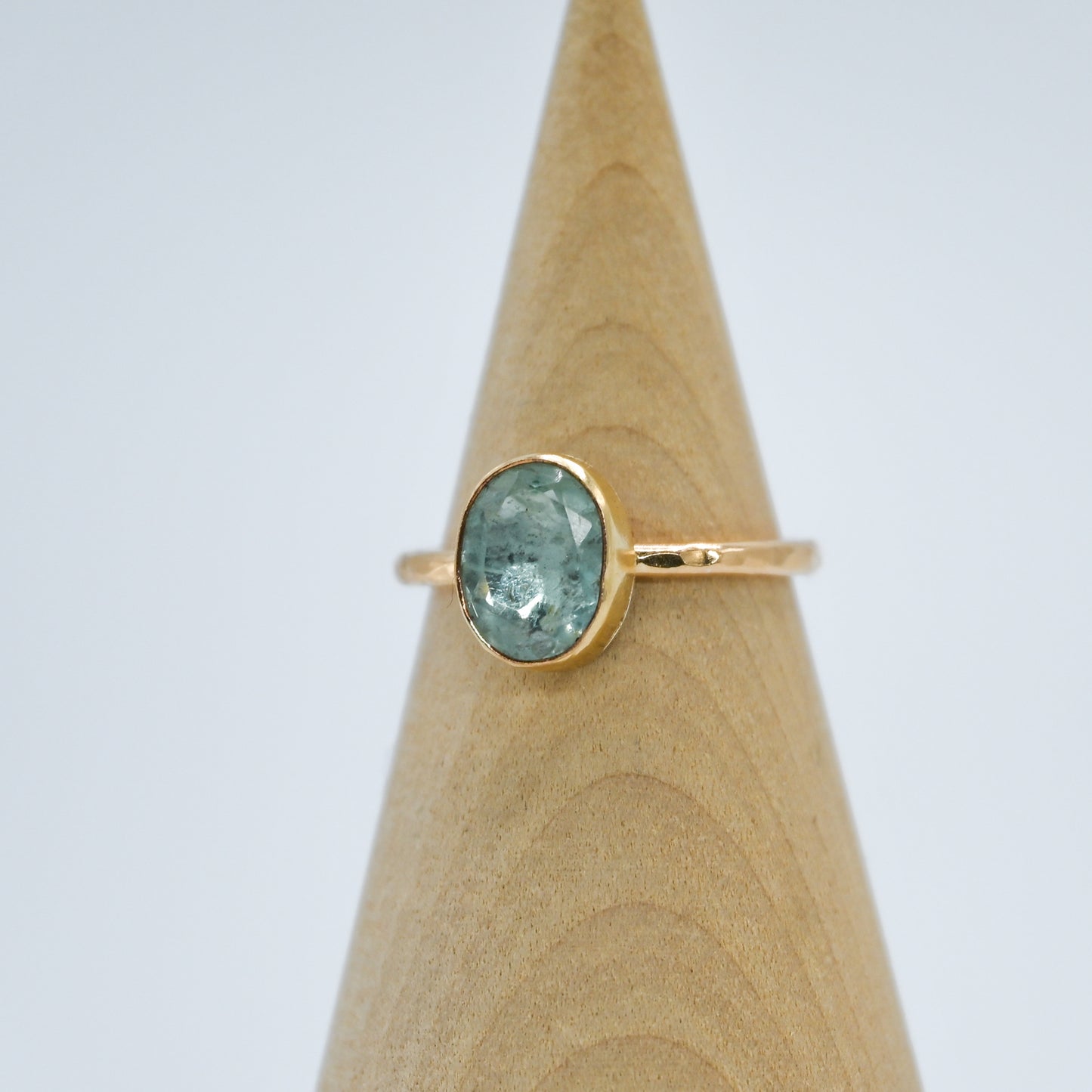 Gold fill faceted oval aquamarine size 7