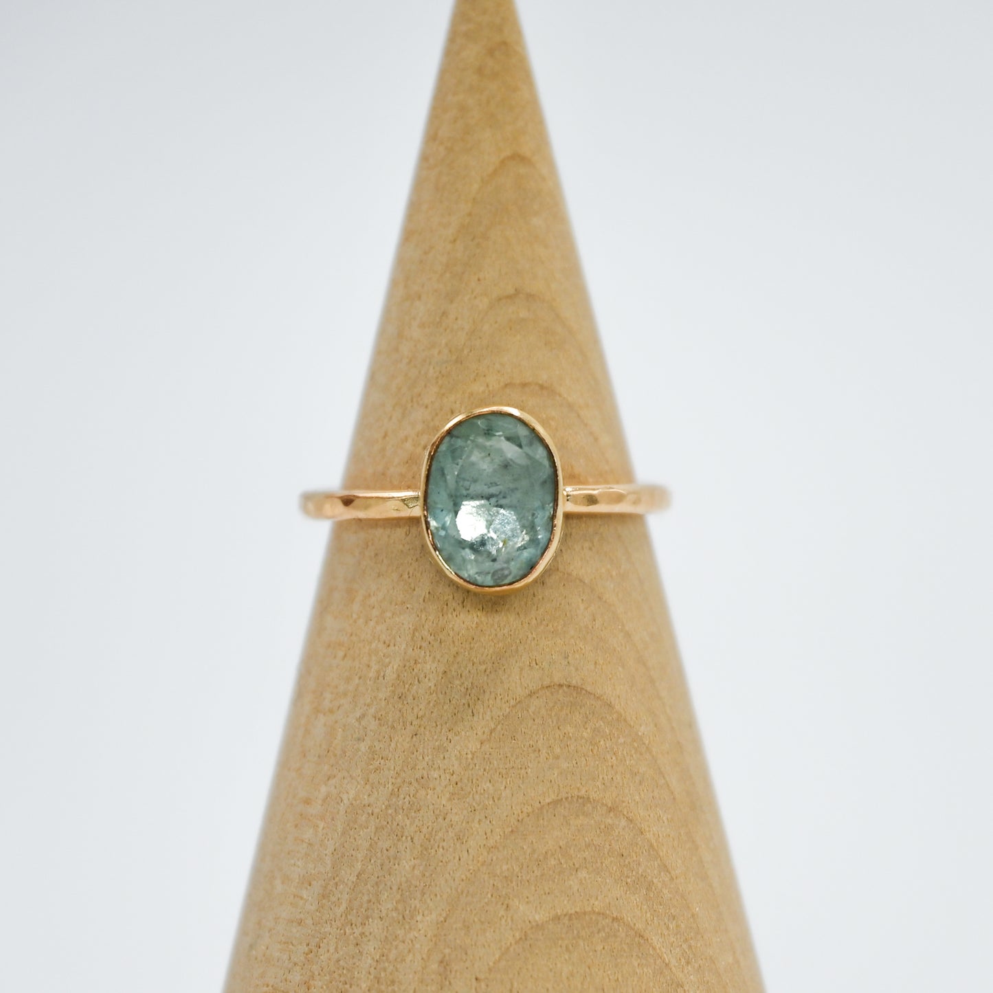 Gold fill faceted oval aquamarine size 7