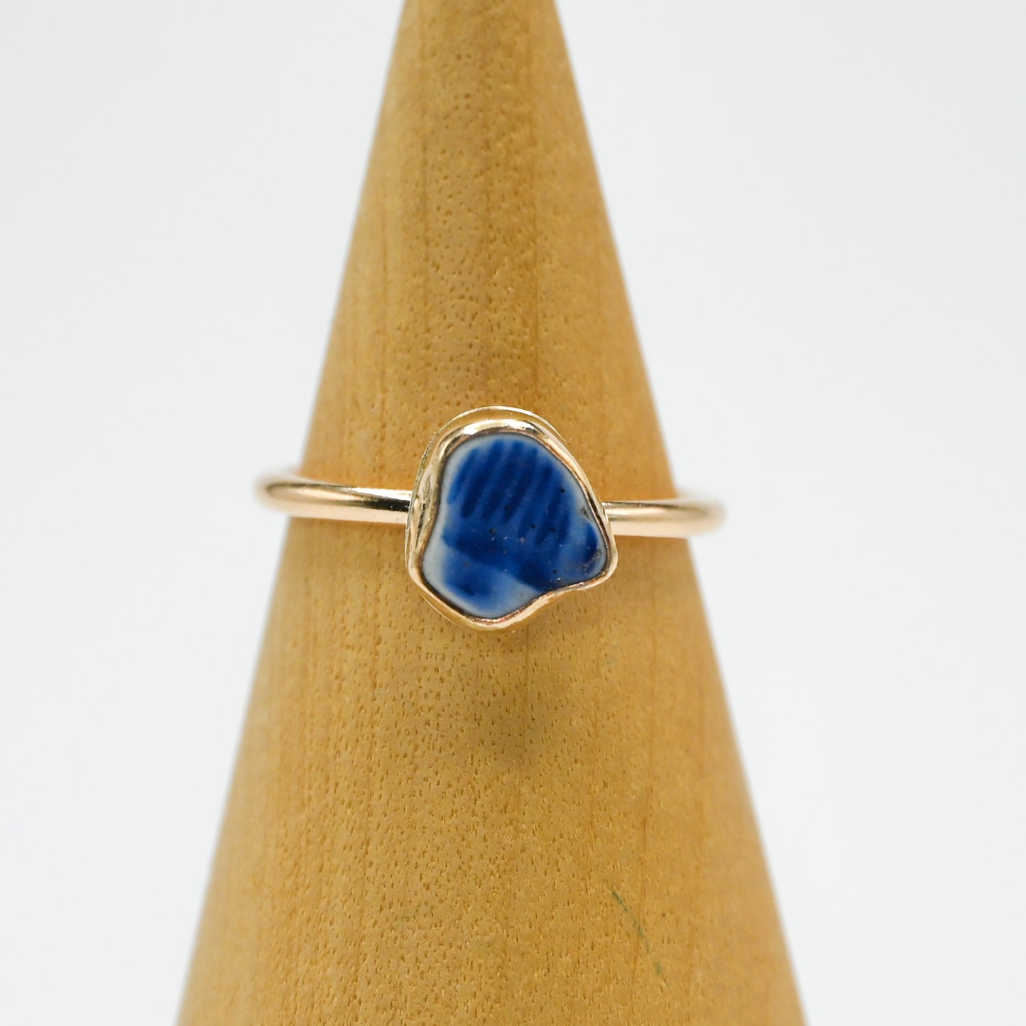 Gold fill sea pottery size 5.5