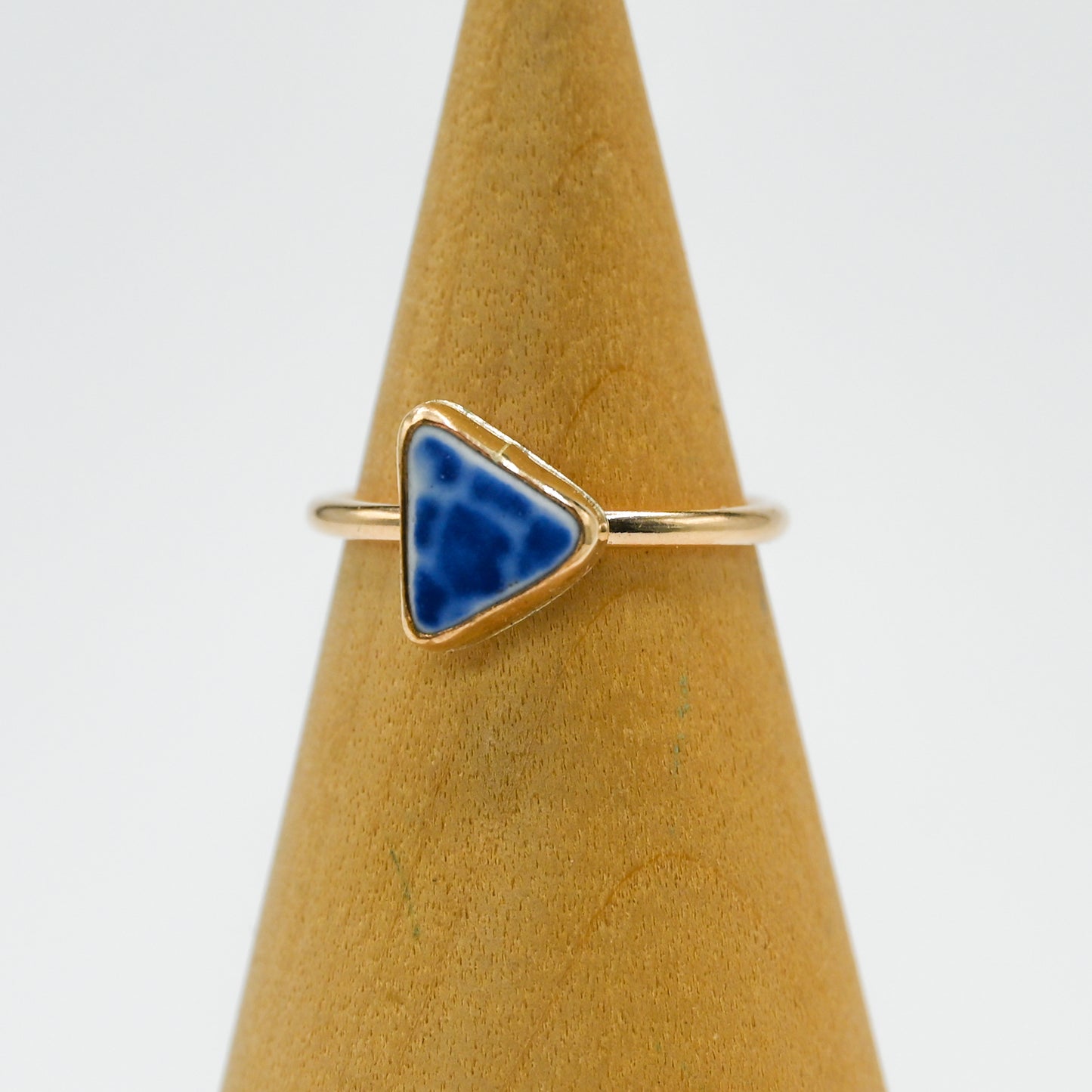 Gold fill sea pottery size 6.75