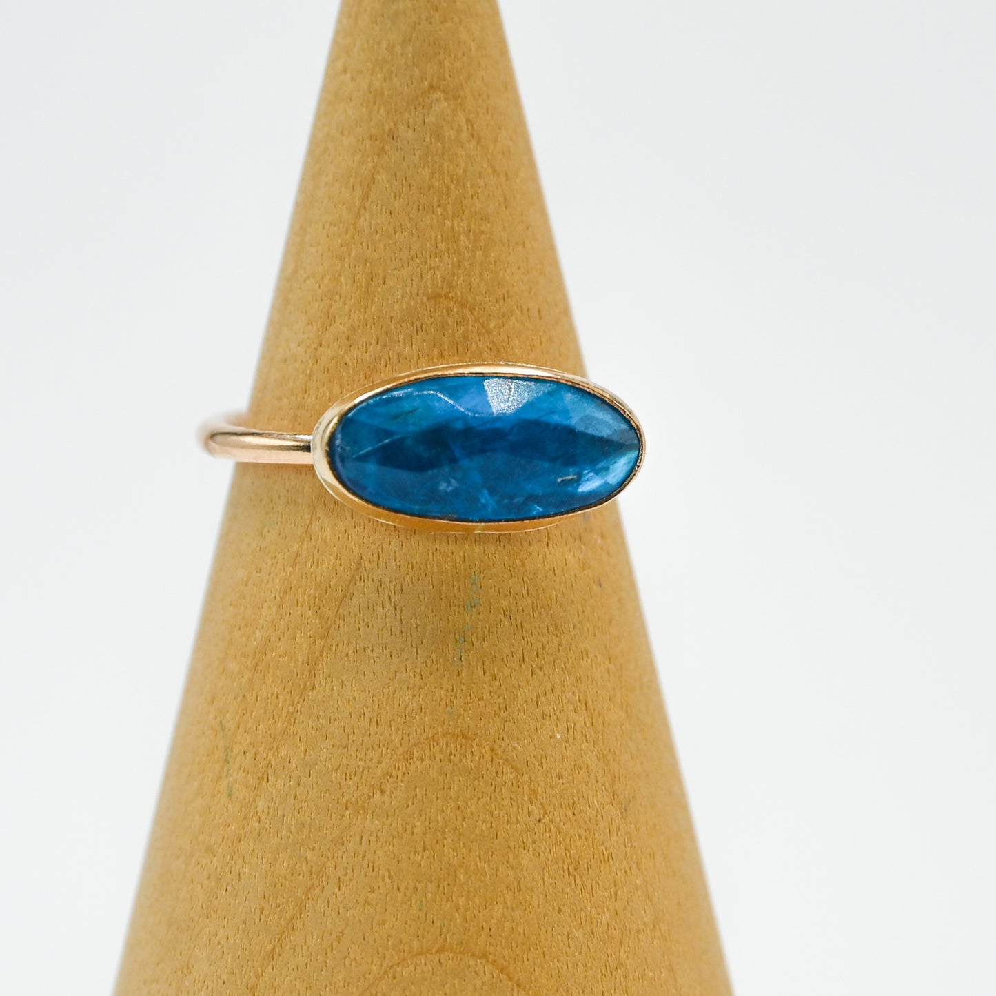 Gold fill horizontal rose cut neon blue apatite size 7