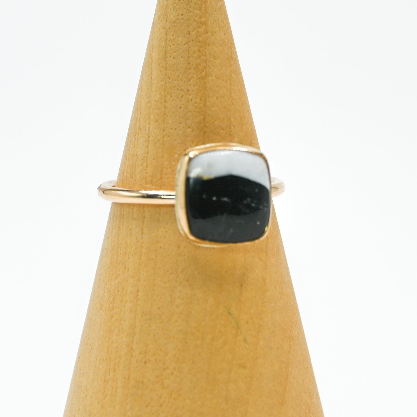 Gold fill white buffalo size 7