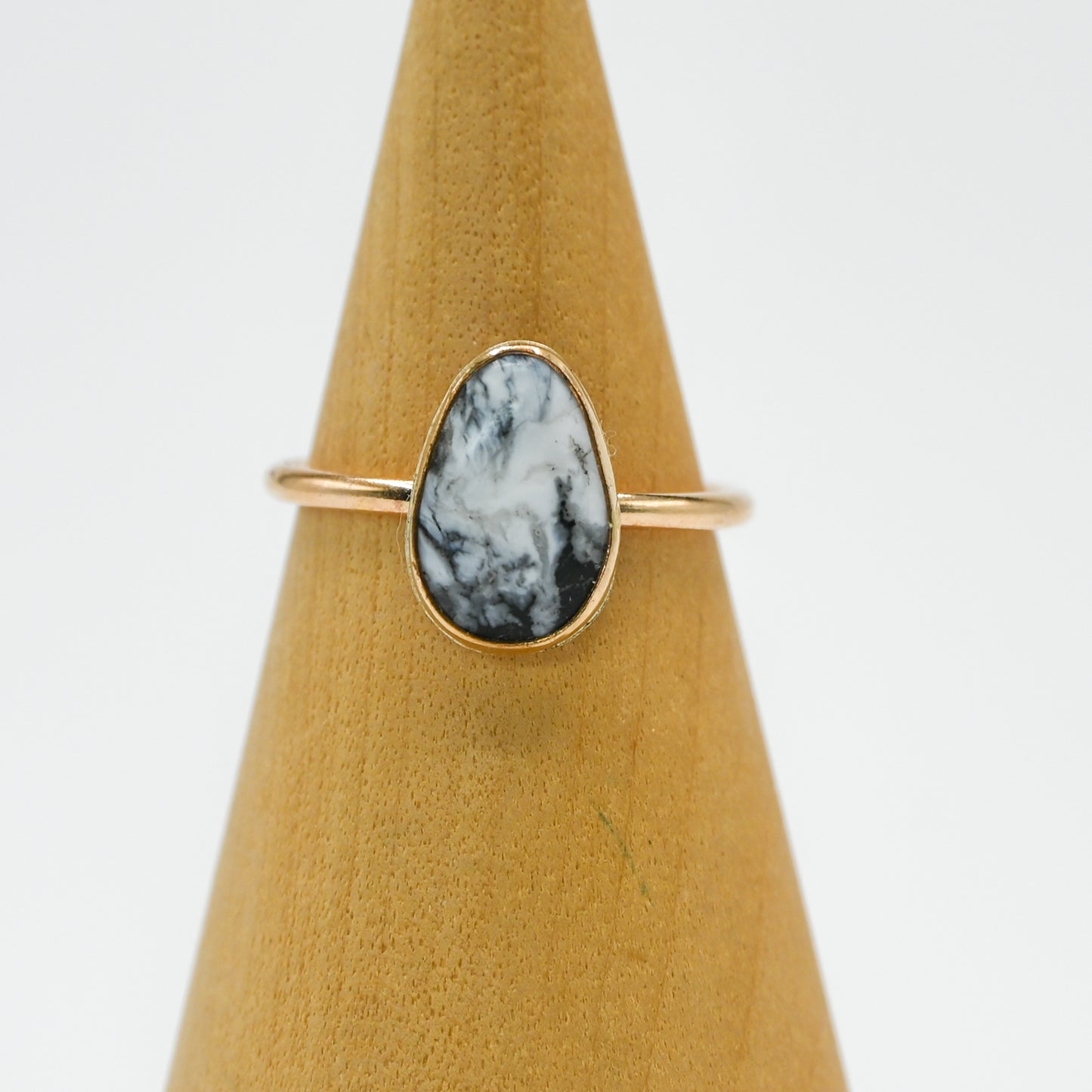 Gold fill white buffalo size 7