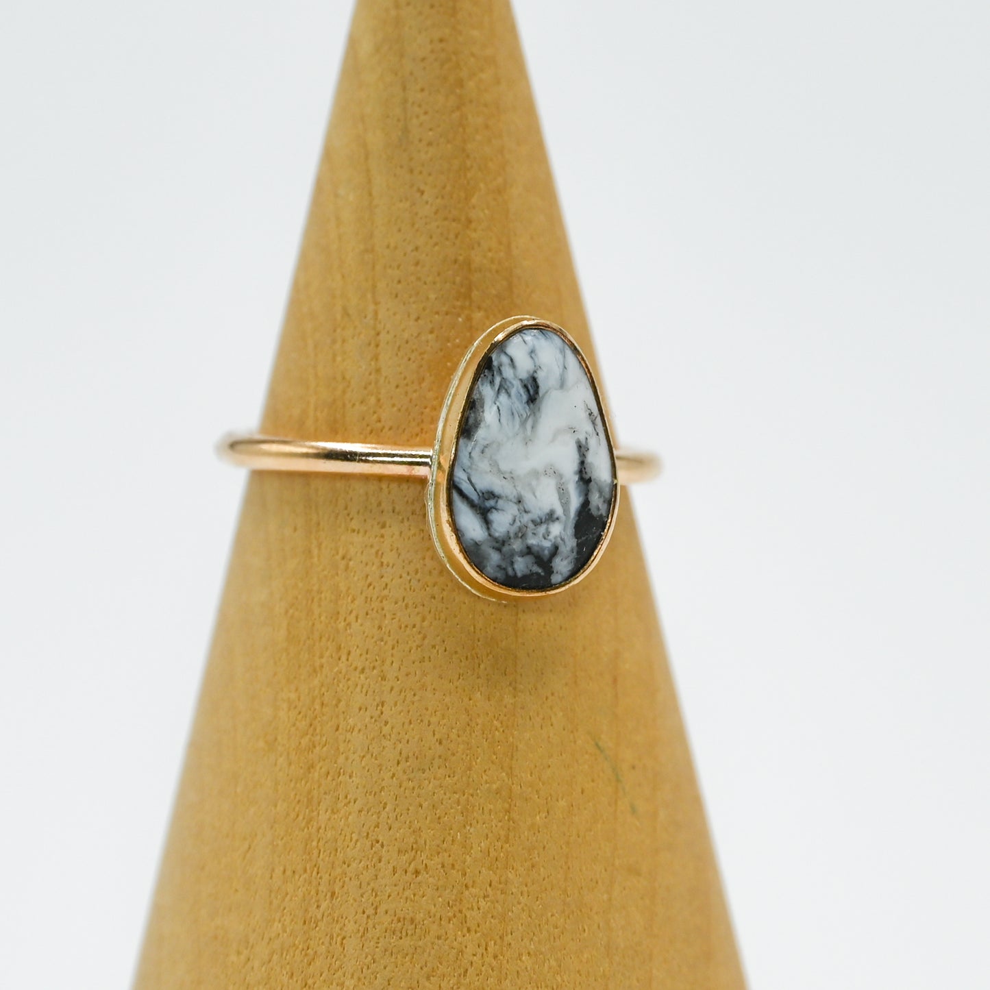 Gold fill white buffalo size 7