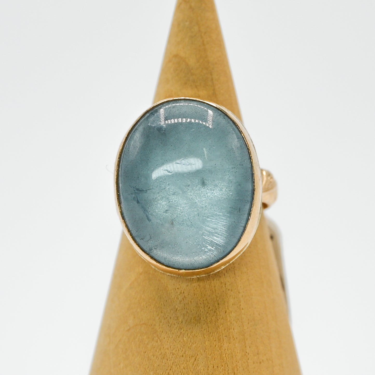 Gold fill xxl oval Aquamarine size 7