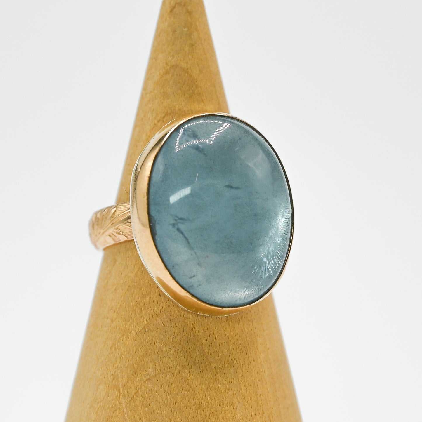 Gold fill xxl oval Aquamarine size 7