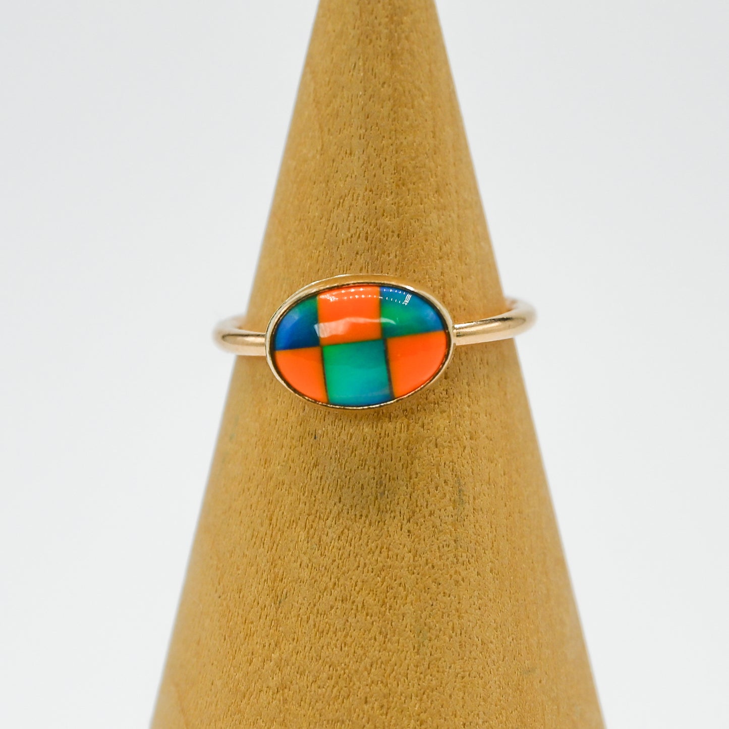 Gold fill horizontal oval checkered aurora opal size 7