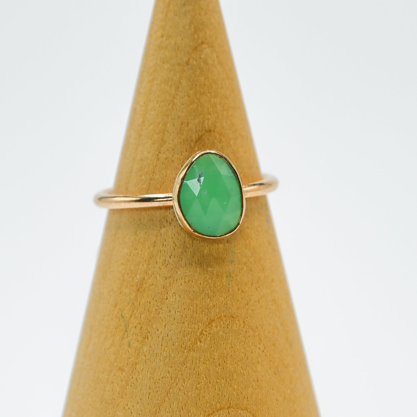 Gold fill rose cut chrysoprase size 7