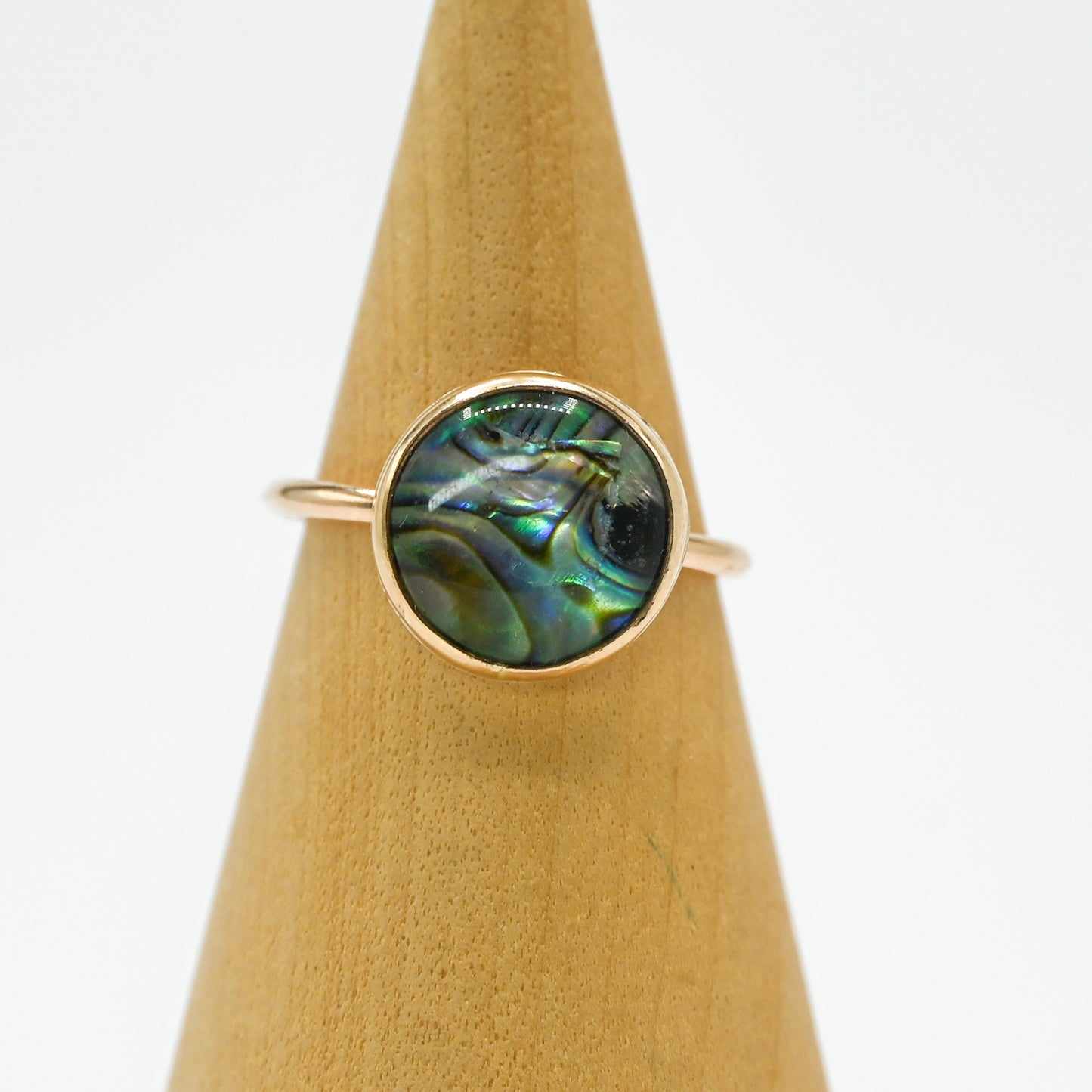 Gold fill large round abalone size 7.25