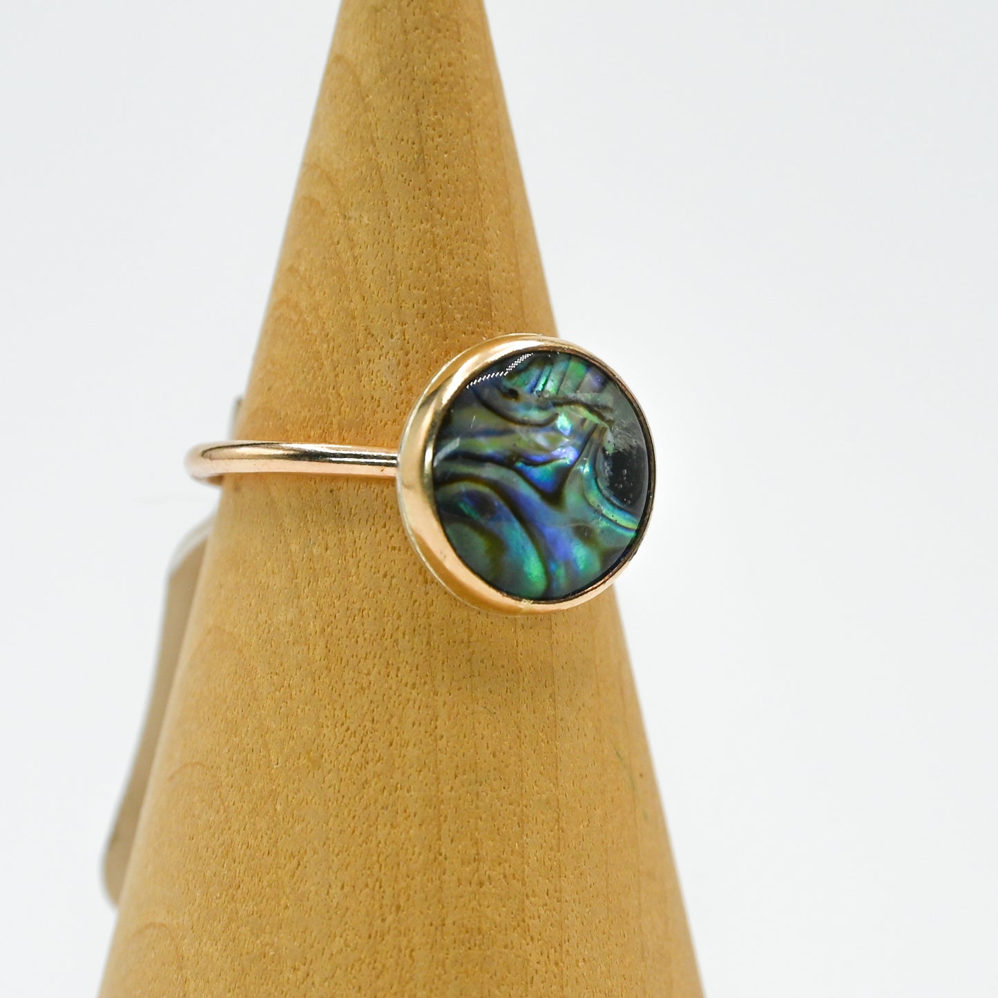 Gold fill large round abalone size 7.25