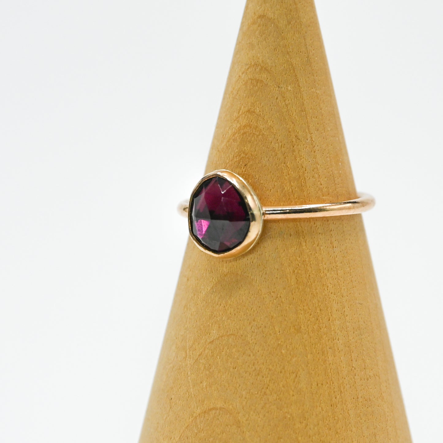 Gold fill rose cut rhodolite garnet size 7.25